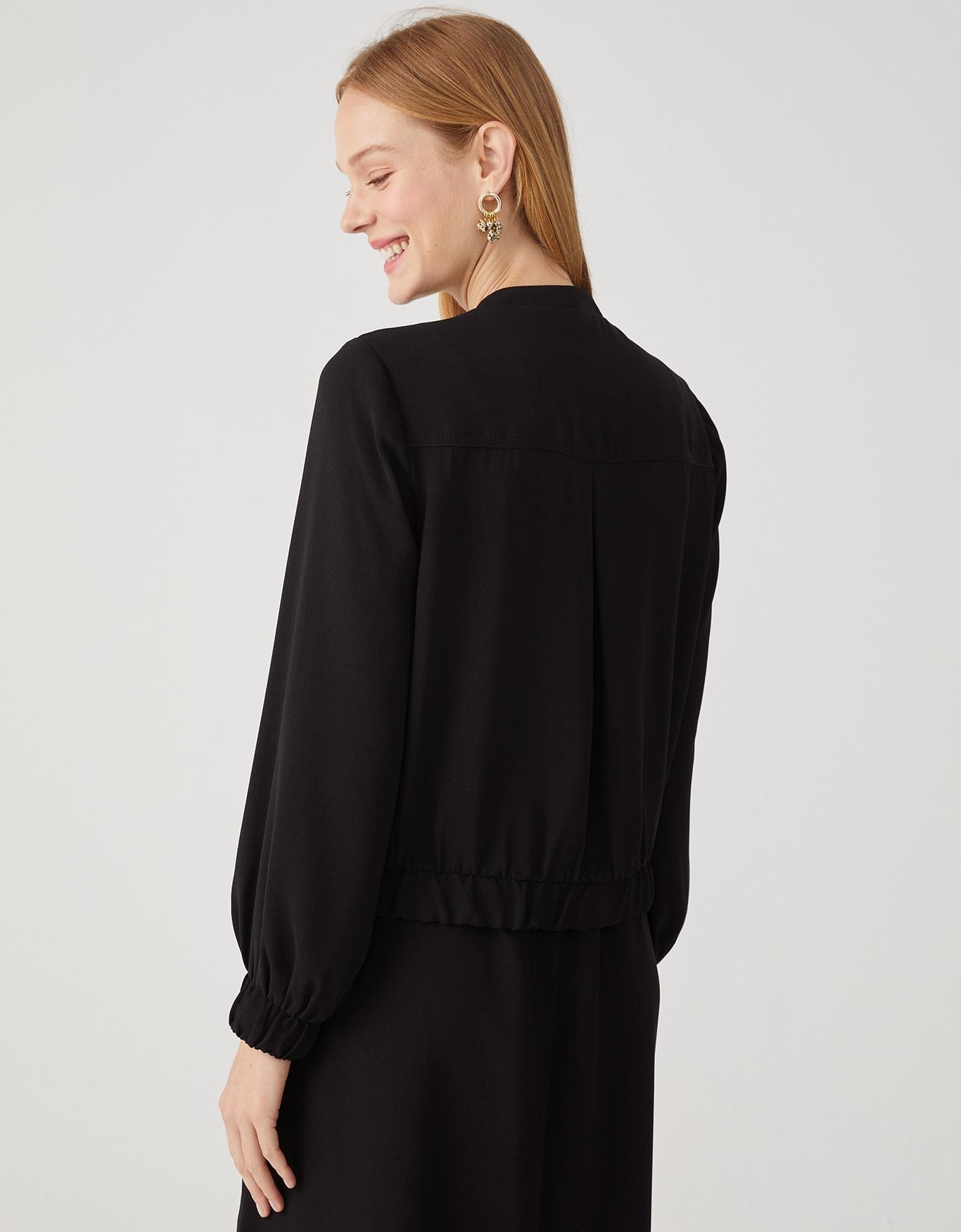 image_b12ddb43-296d-48eb-b52a-6d059b1cefb6