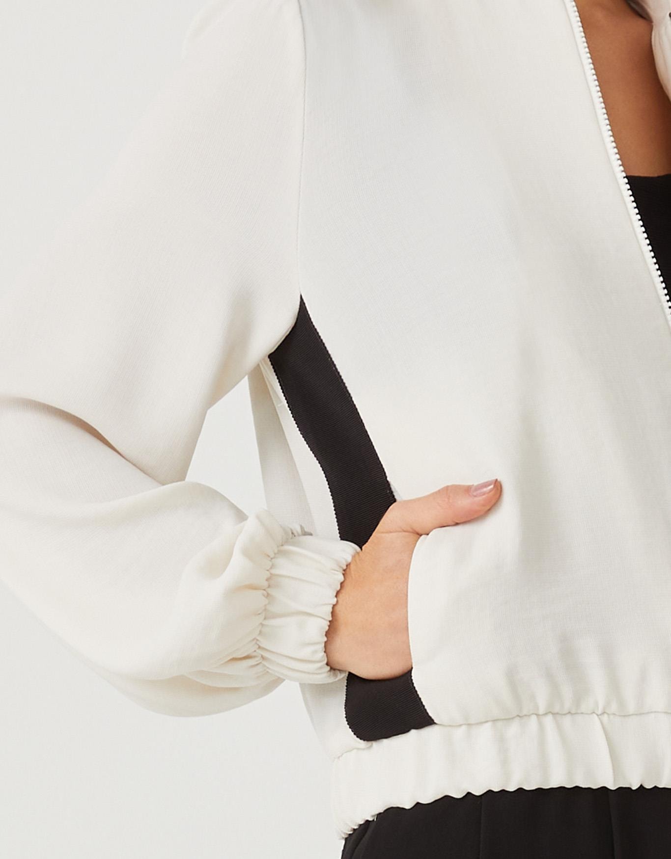 image_566ad420-6031-4a4d-9bce-dda0f126bc0e