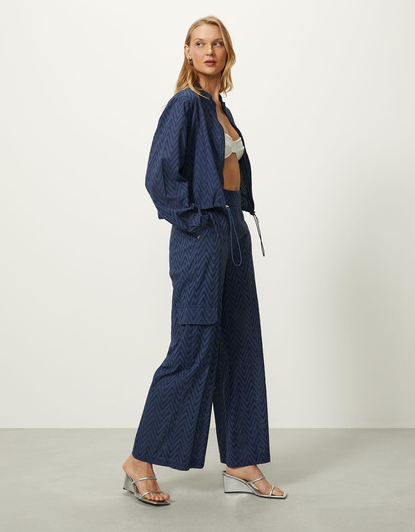 image_b35de5d8-ef2a-4edb-b908-5fc45aa9c1f5