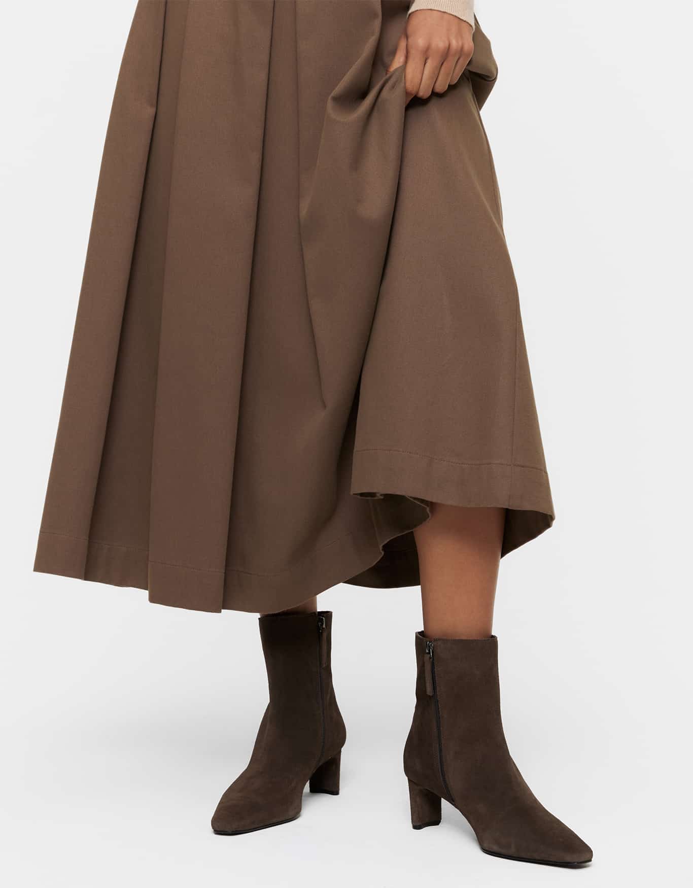 Bota Taupe Salto Médio