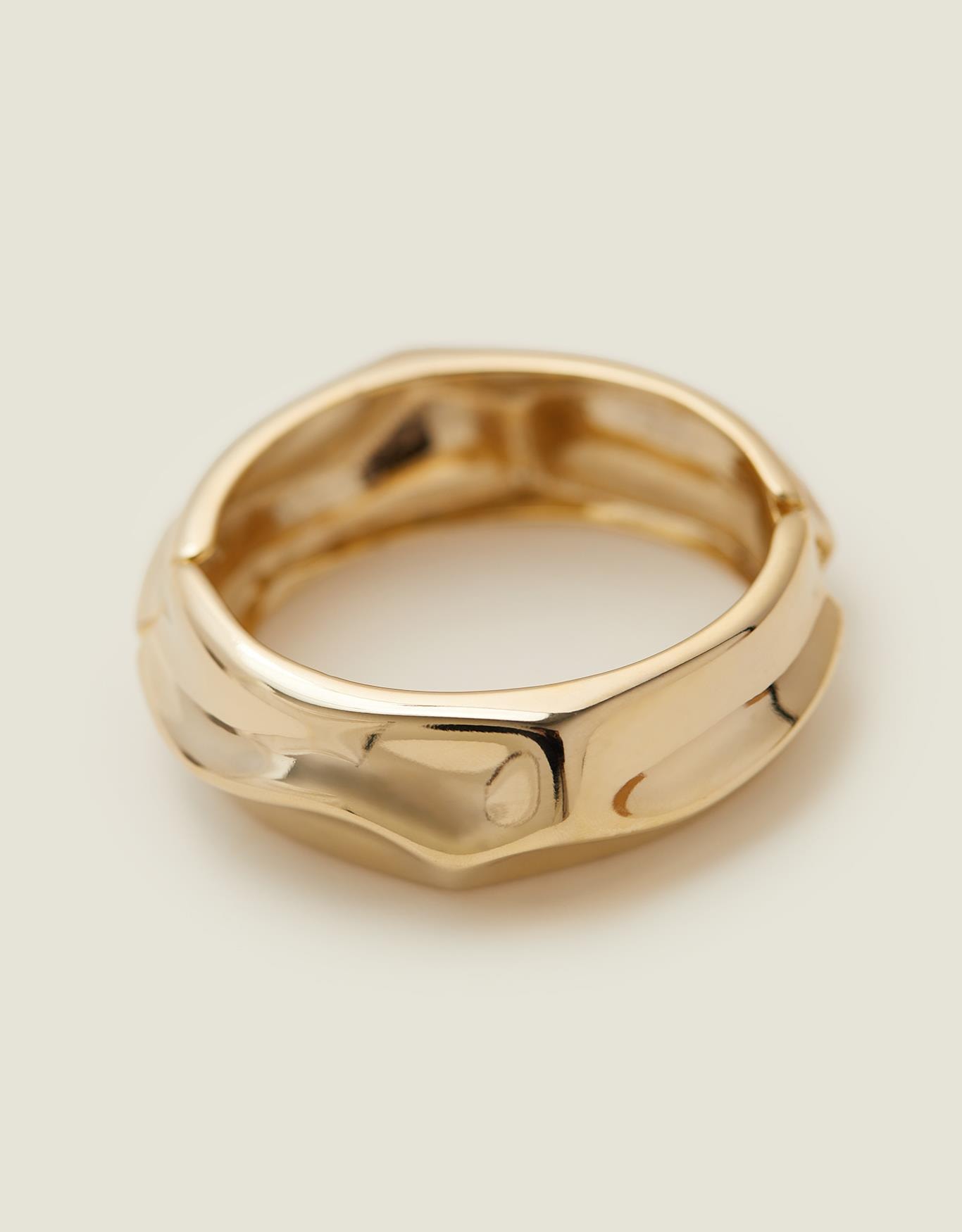 image_a04fc359-4b9a-4e6e-b14f-e7c13f75db48