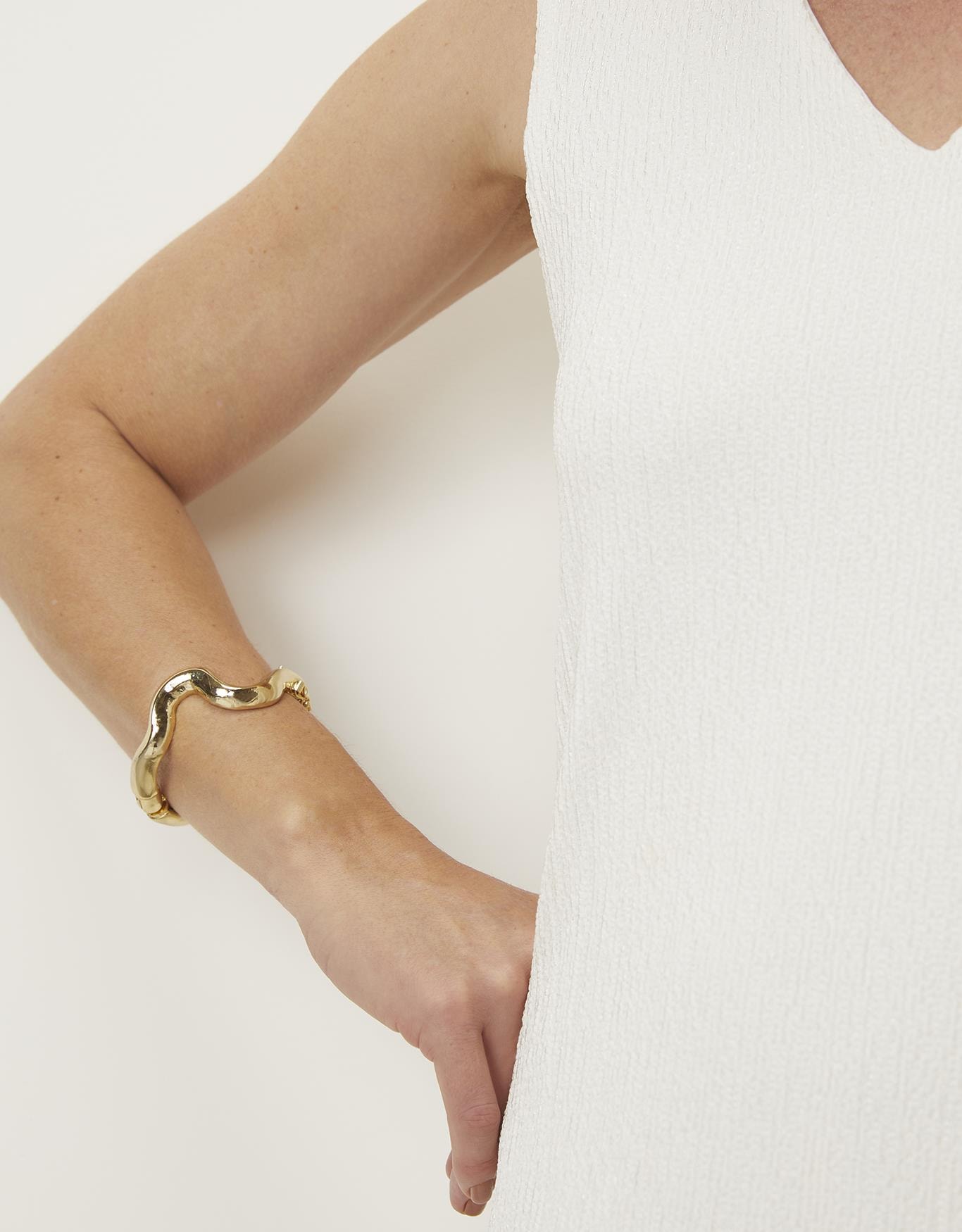 image_5e3ef5bc-335a-4e4e-99a6-2aa8681a6177