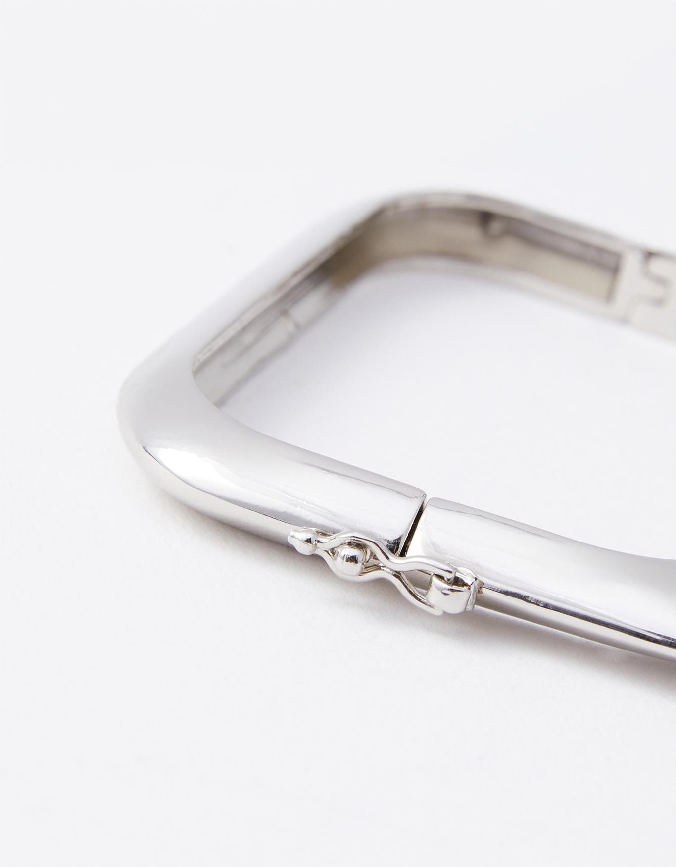 image_1832cda1-4a3f-4b94-8da7-30a2e7391aac