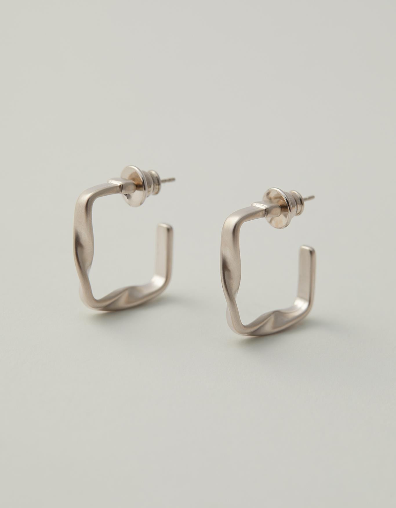 image_5d819845-a5e6-46d5-a08b-fd35f02e02ec