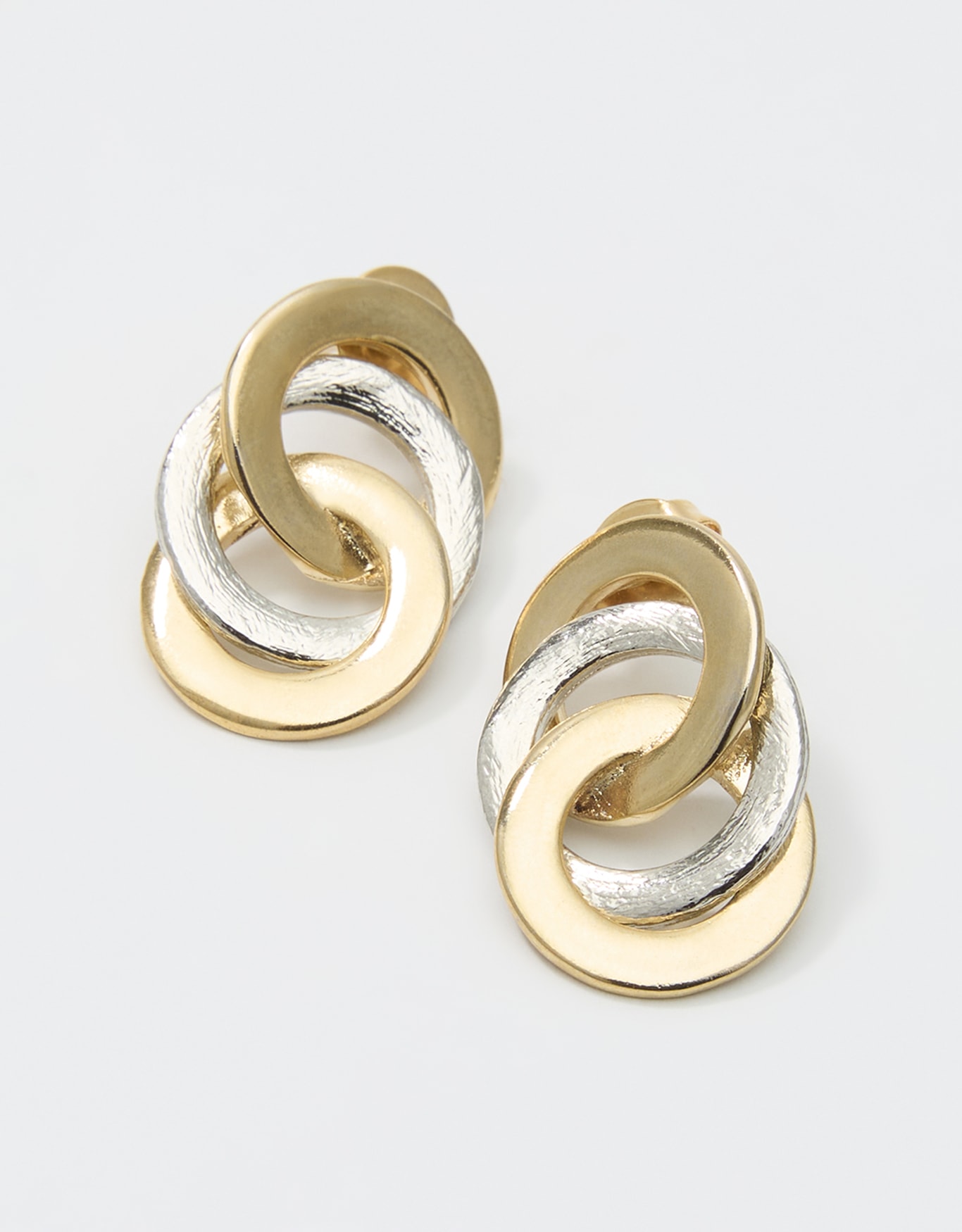 image_b68d04ef-82ed-4126-84b6-d128c2b9c271