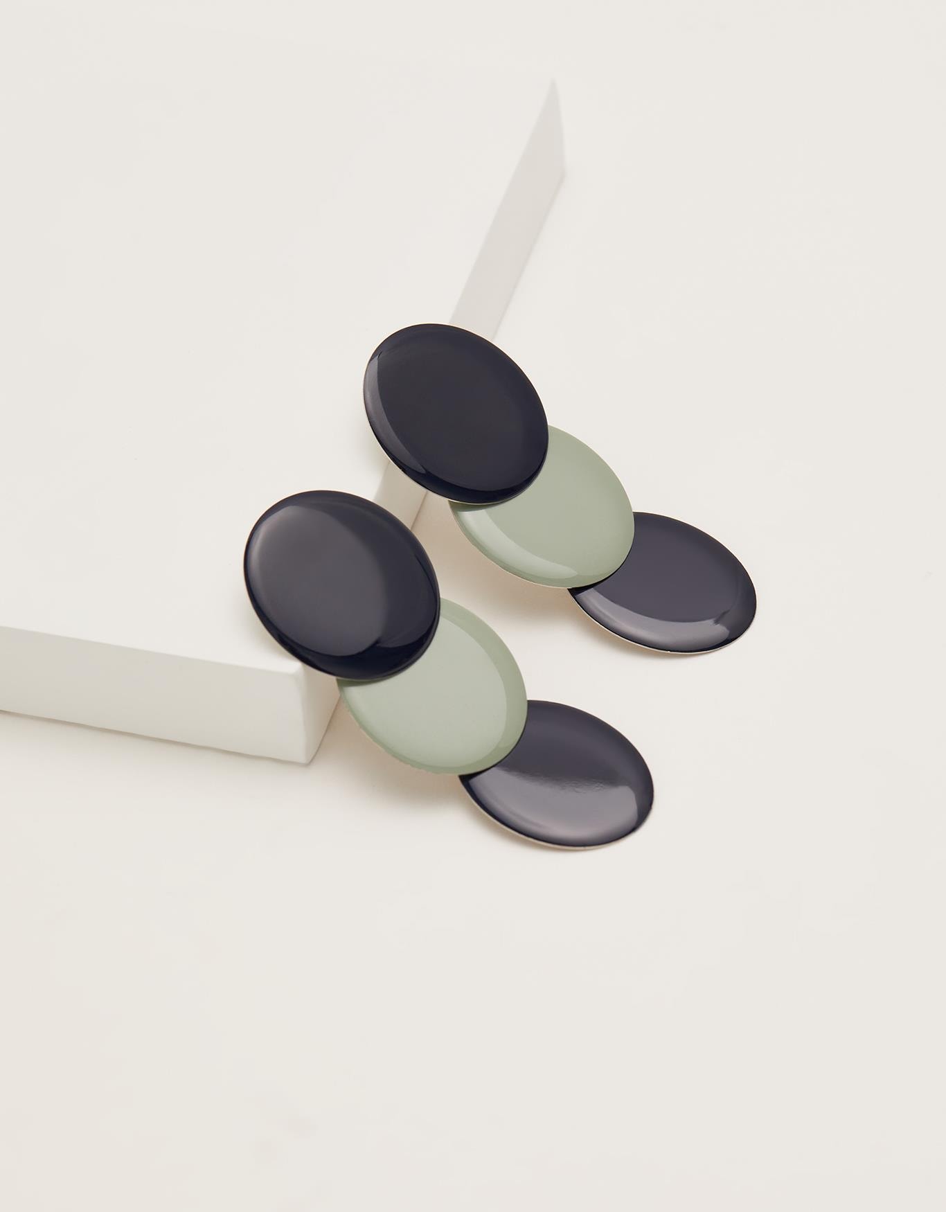 image_34f79f66-dde9-45c1-8f12-3e573675cae6