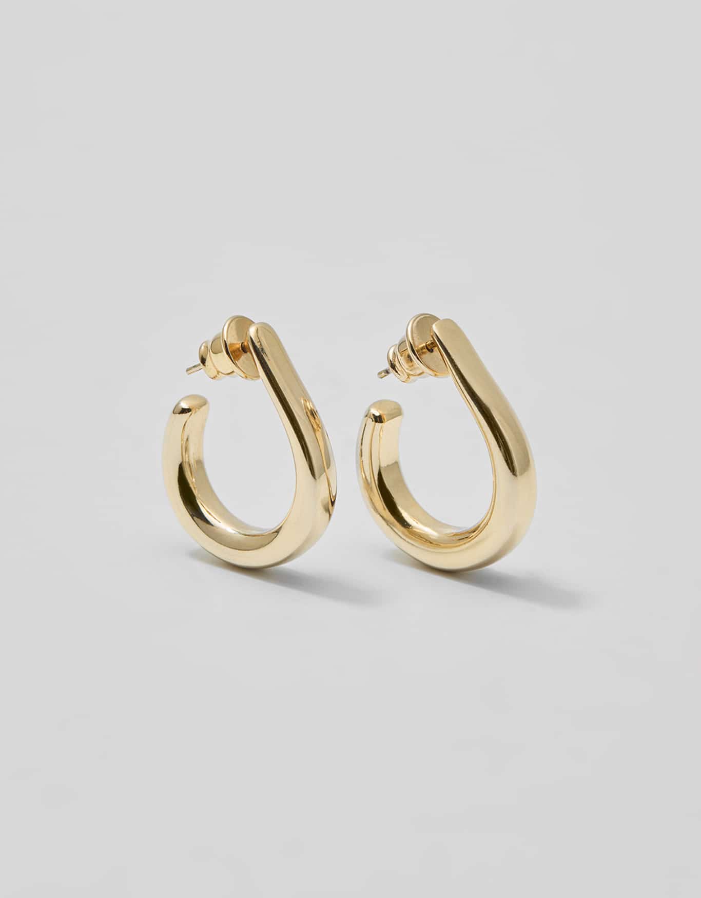 Brinco Curto Meia-Gota