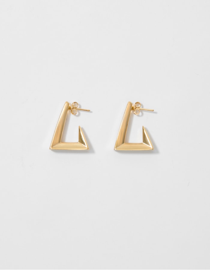 Shoulder — Brinco Curto Piramidal Dourado