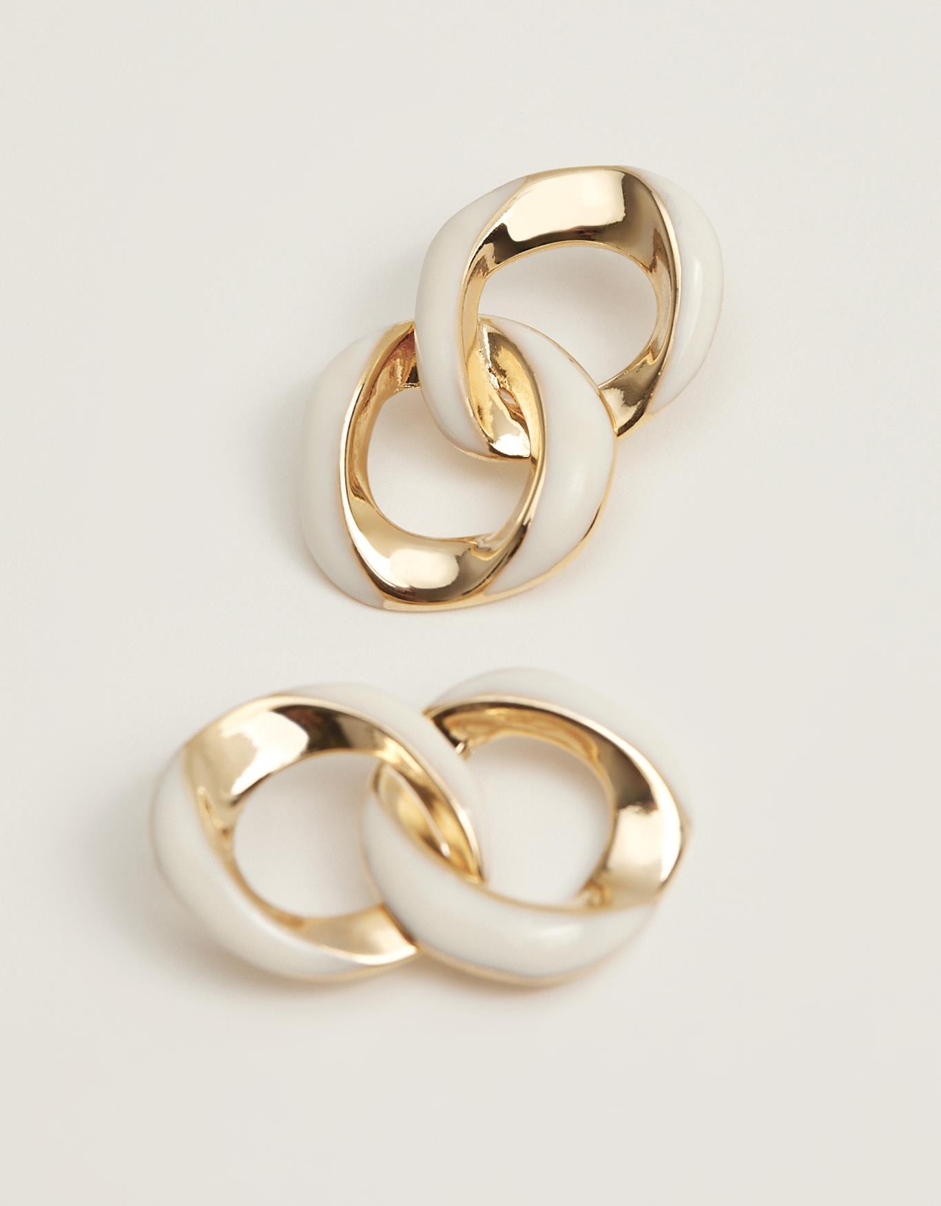 image_c78b86fa-1f95-48ad-a546-8679fdc5ed91