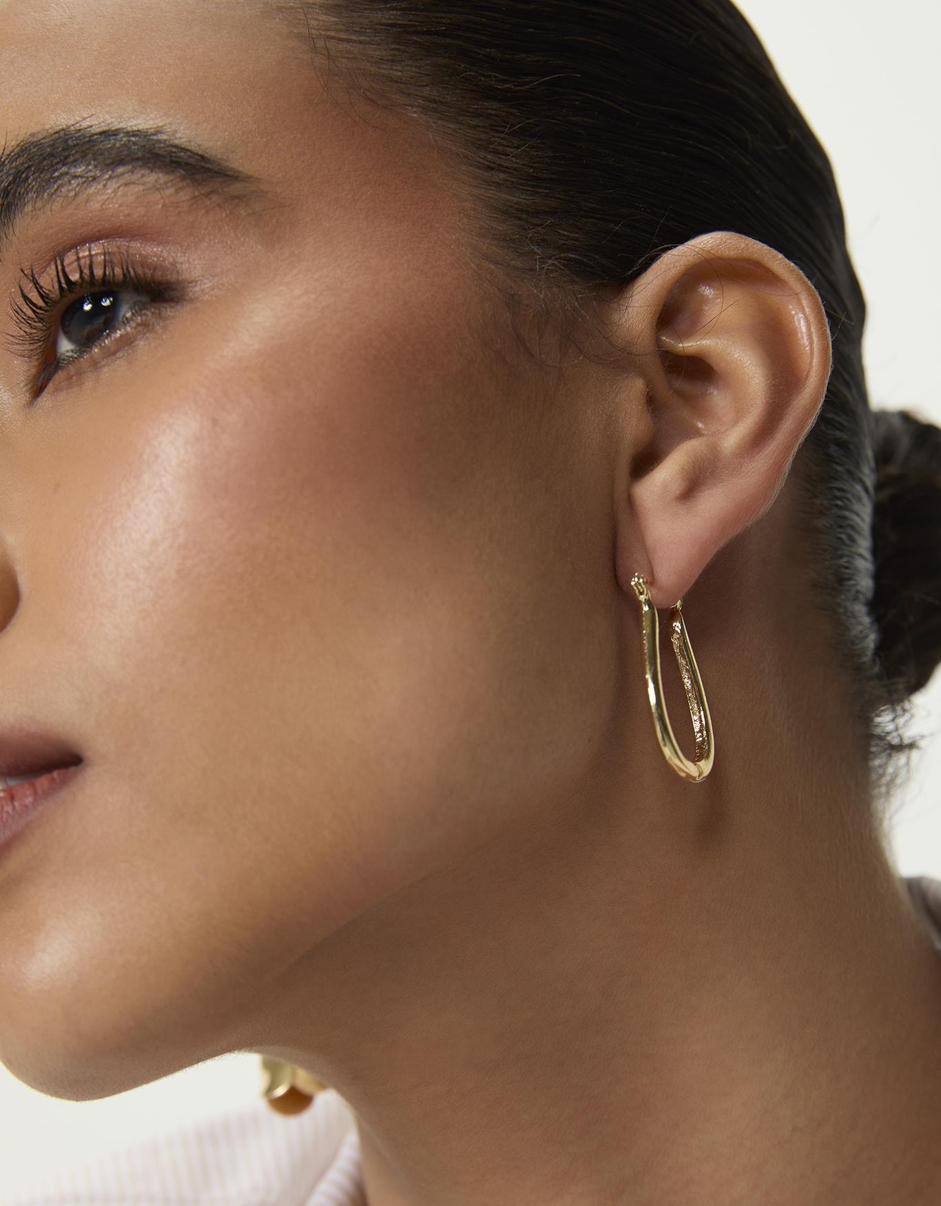 image_f2fbfa9a-d336-40d3-b7b2-7e1e8bc5ea3d