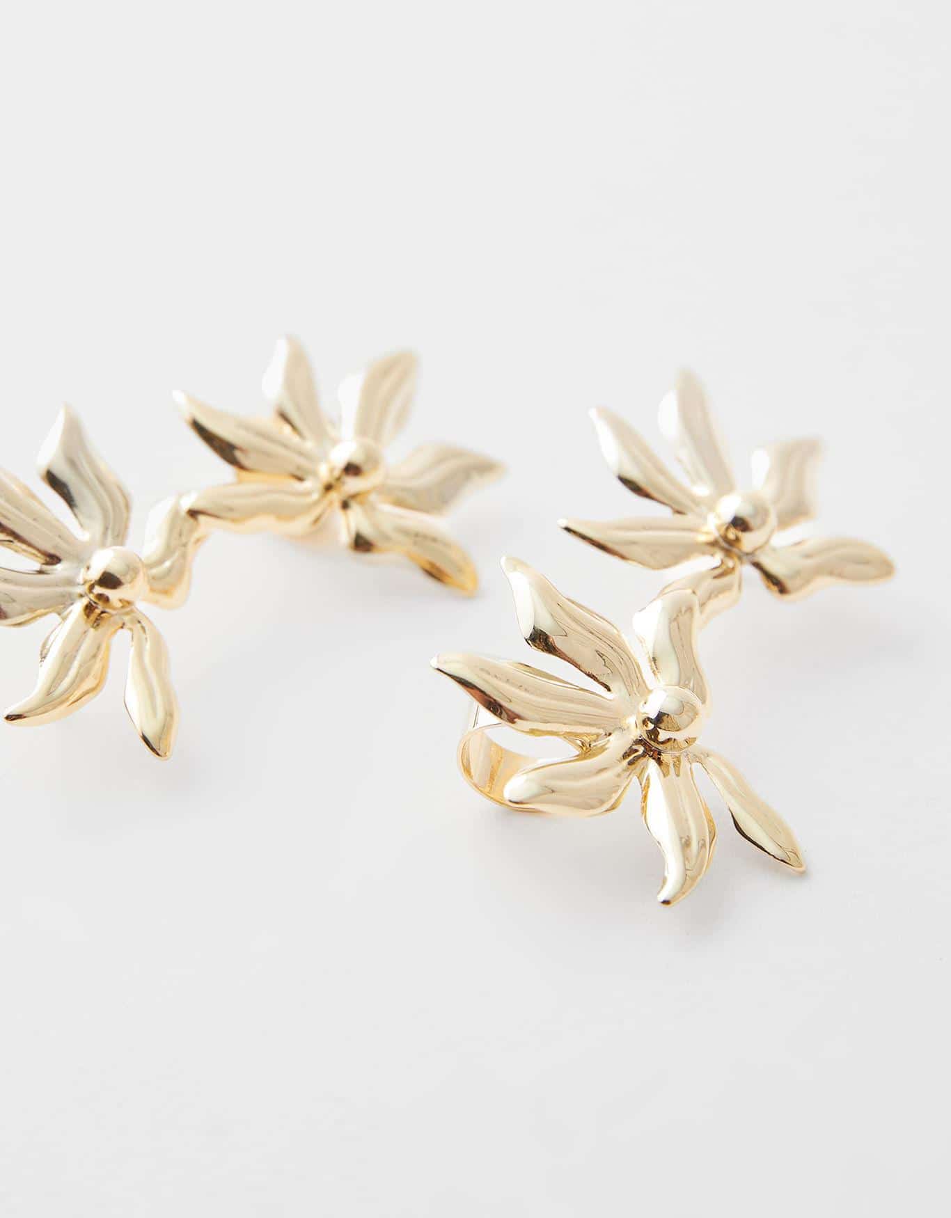 Brinco Metal Flores Duplas