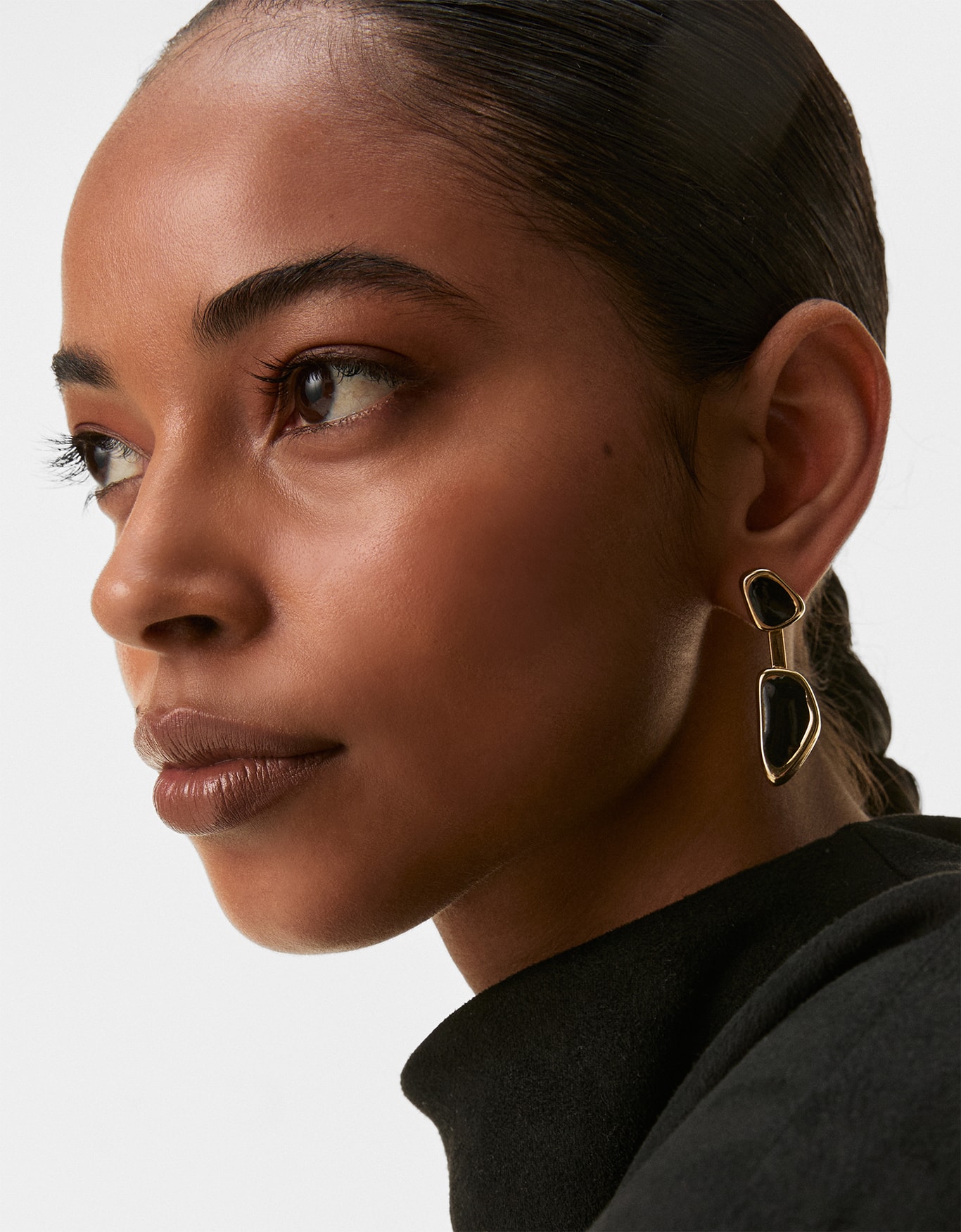 Brinco Modular Pingentes Resina Preta