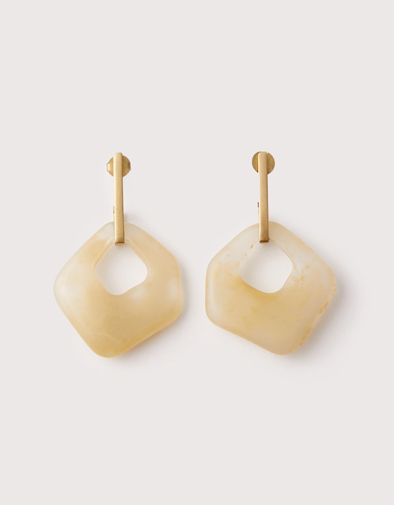 image_a1e39a8c-ab23-4ebb-bc5d-397e076b0603