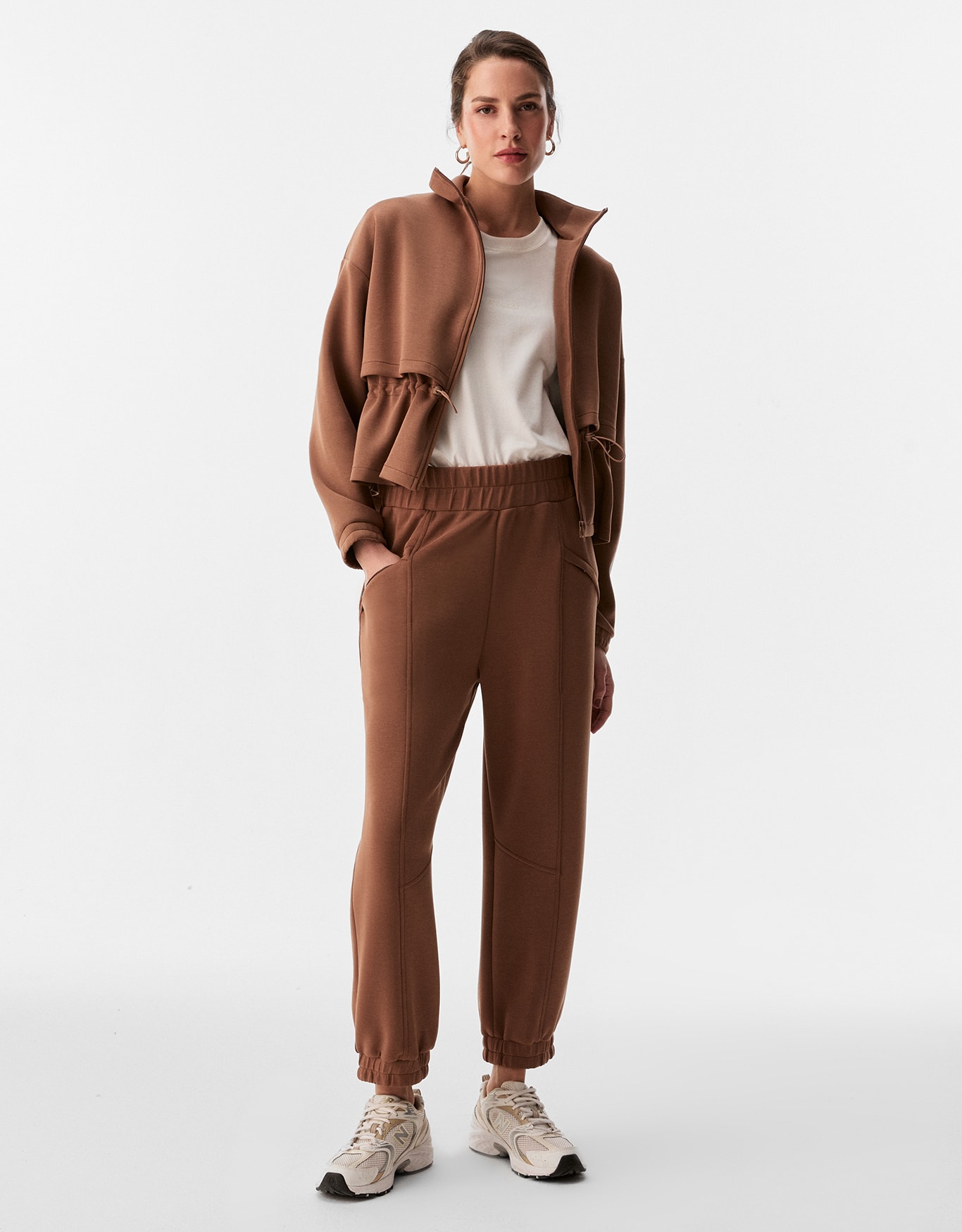 image_5c0cbe97-5956-4d74-86c8-46ec5c0a0cd7