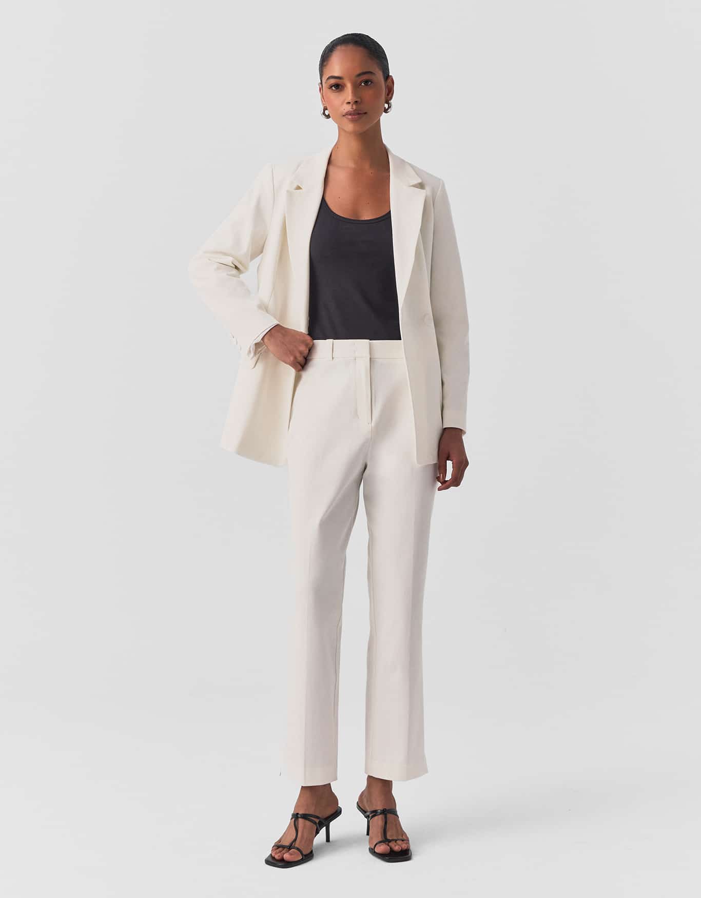 Calça Afunidada Alfaiatada