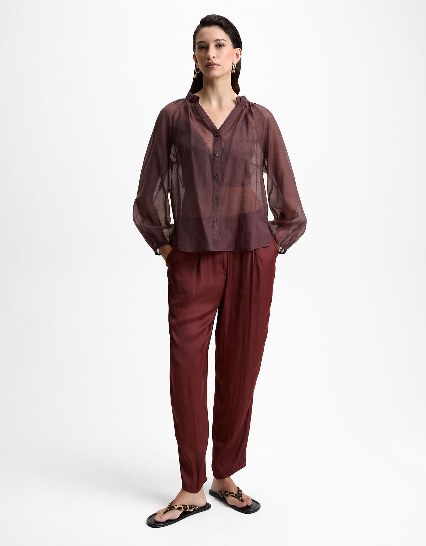 Calça Afunilada Acetinada