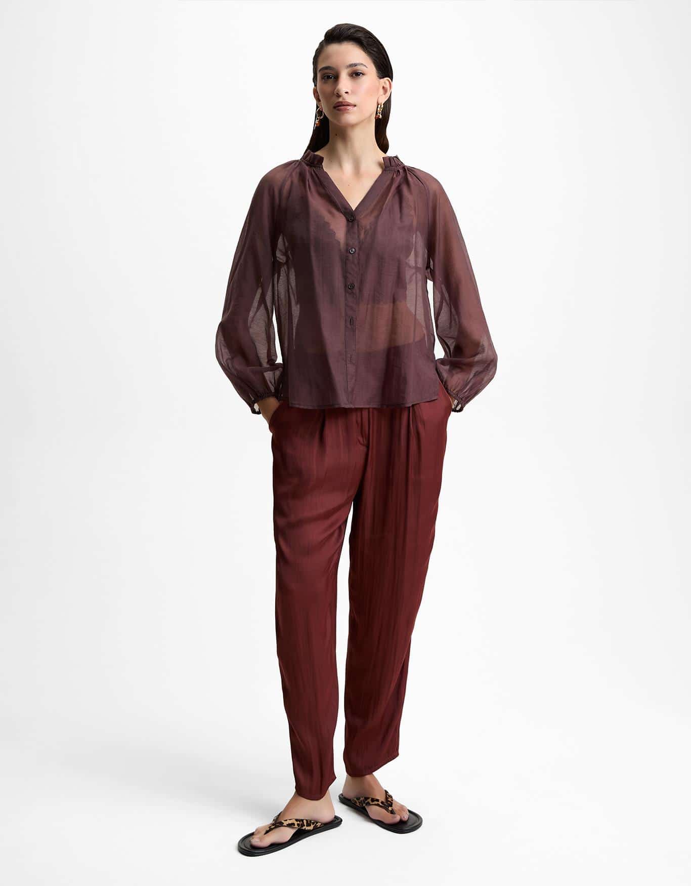 Calça Afunilada Acetinada