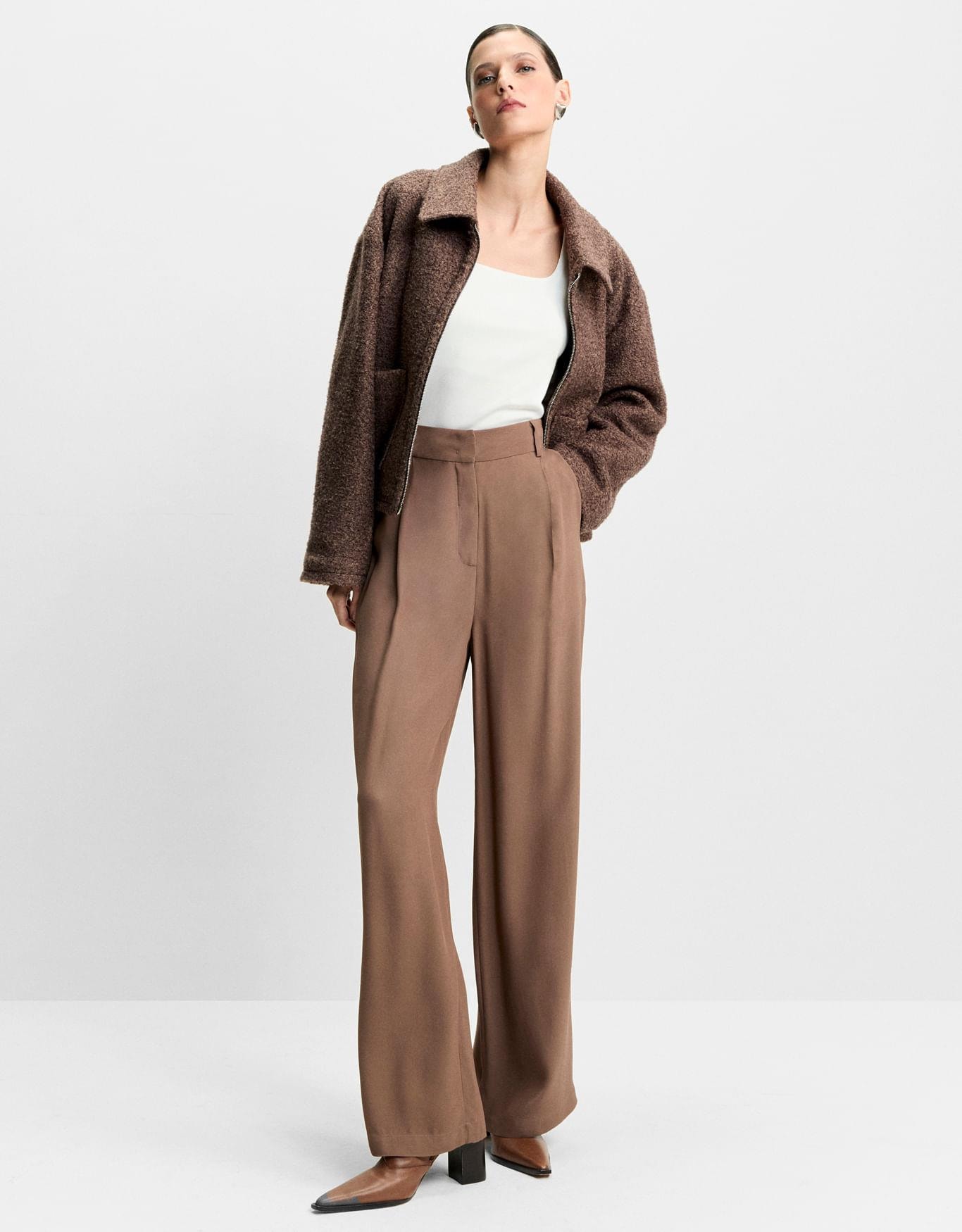 Calça Alfaiatada Pregas