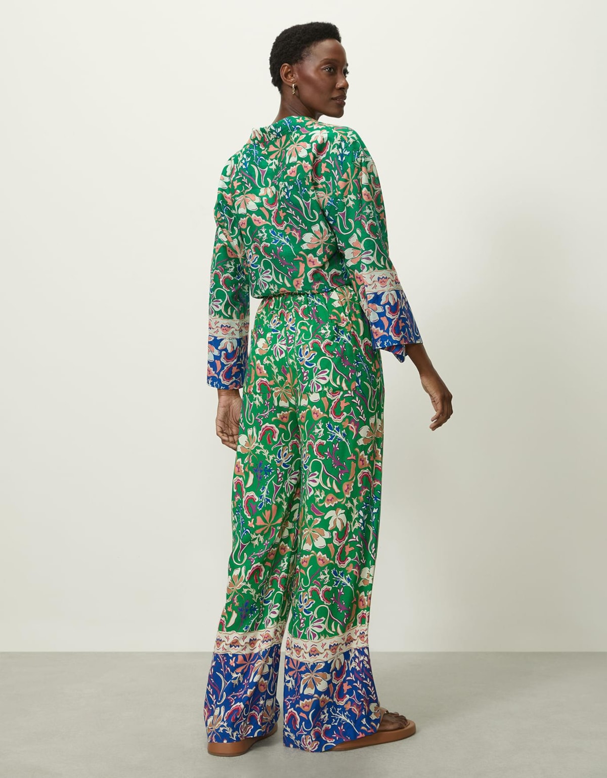 image_b140ab65-bf33-44e4-be1e-916c2a1e7636