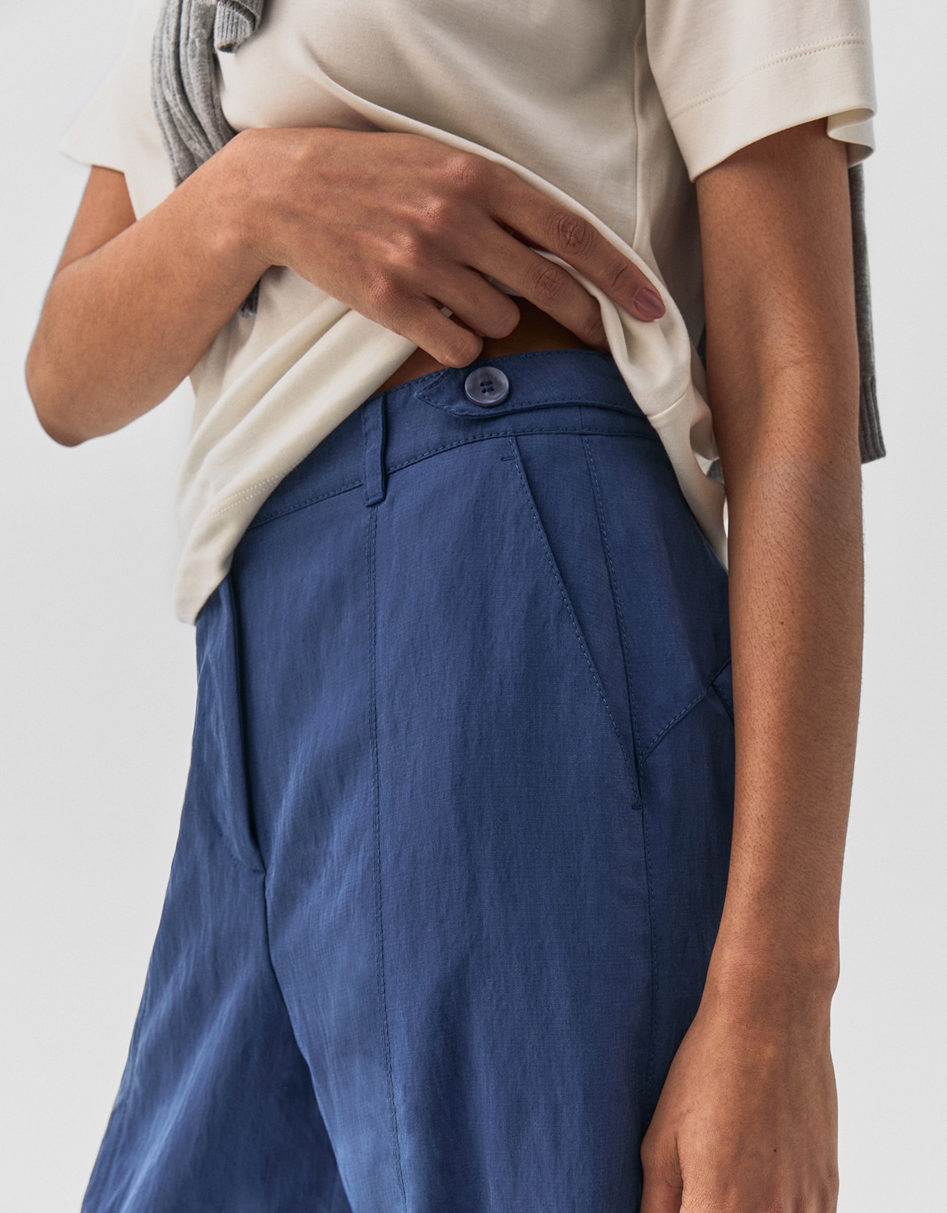 Calça Baggy Detalhe Cós