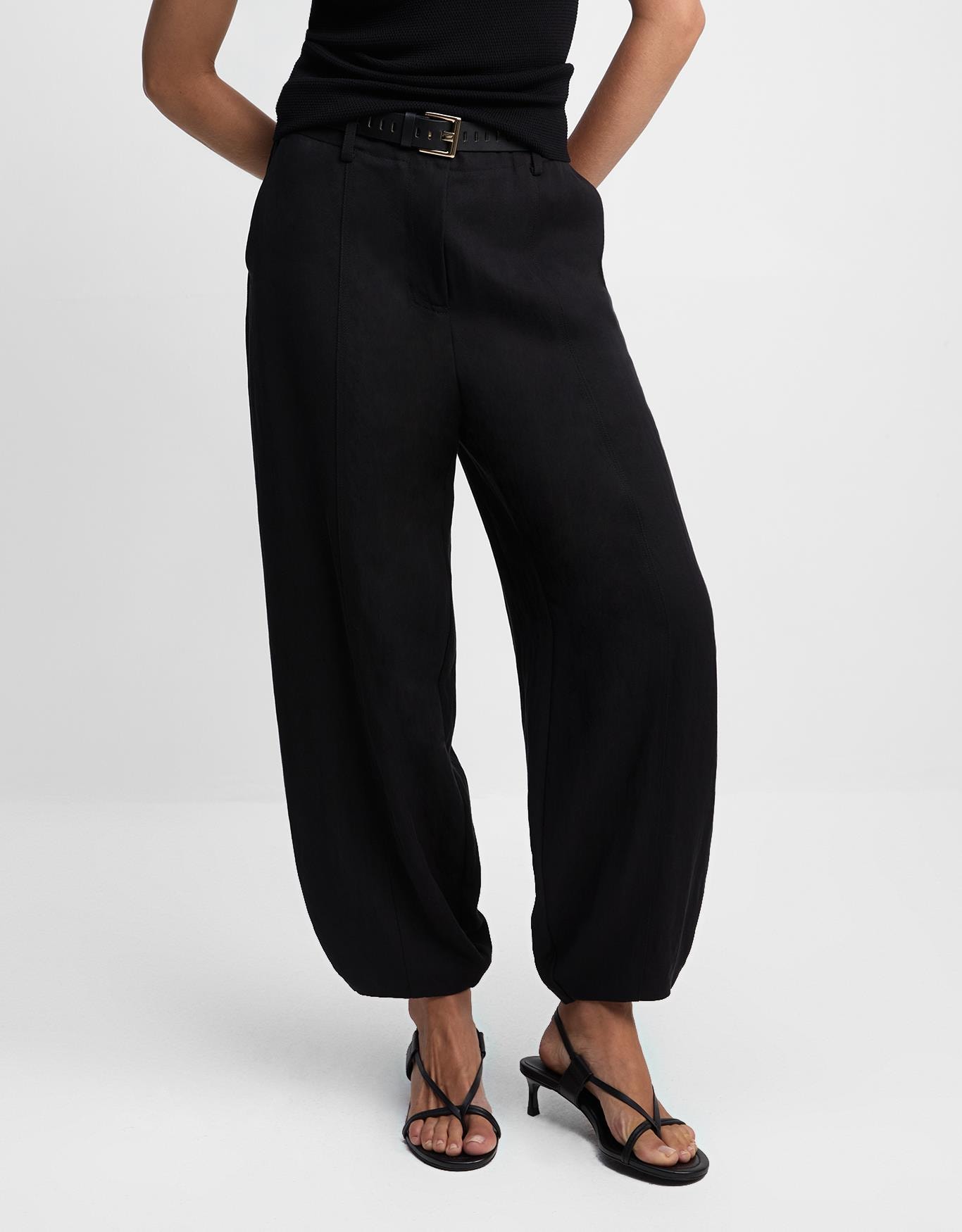 Calça Baggy Recortes