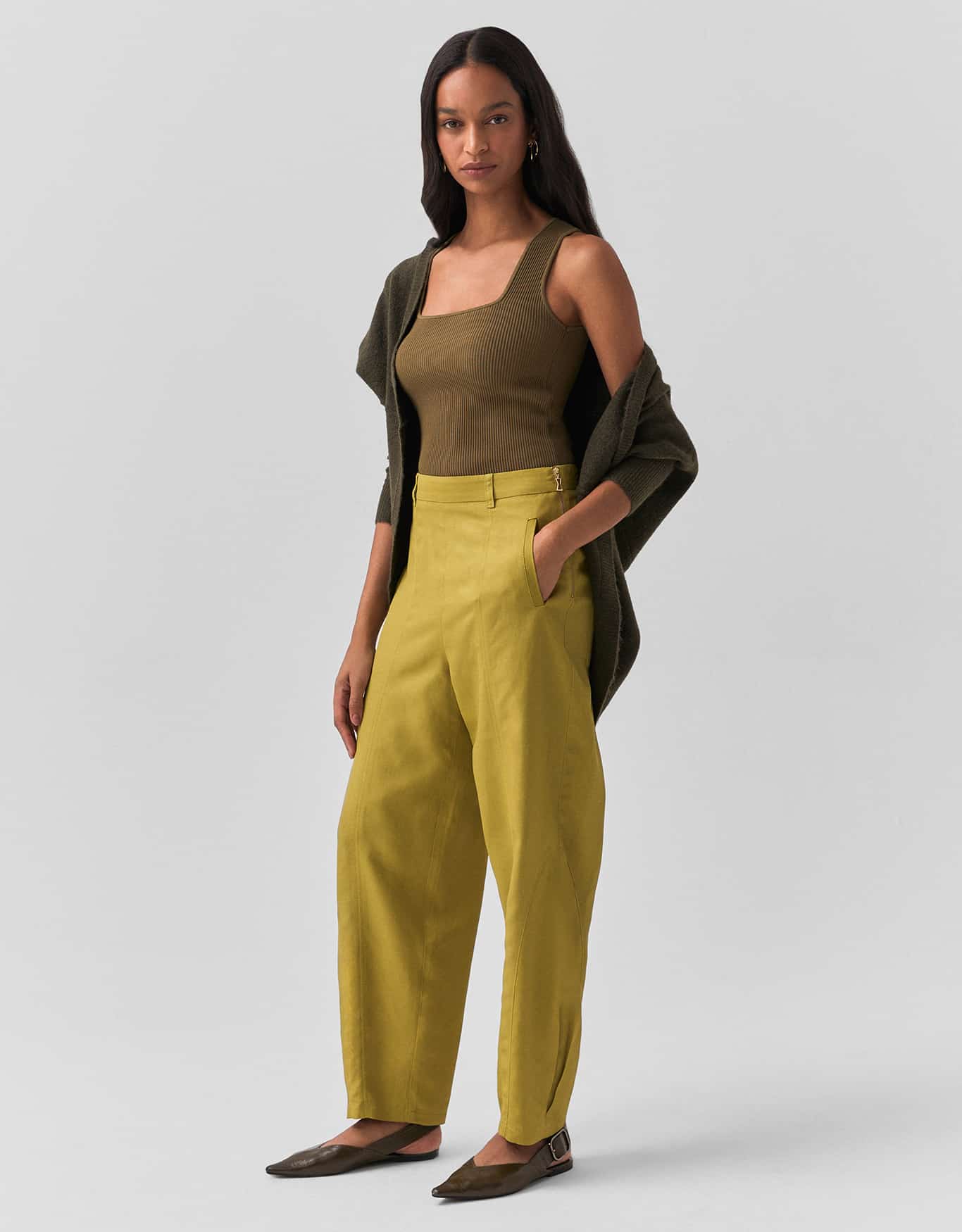 Calça Baggy Recortes