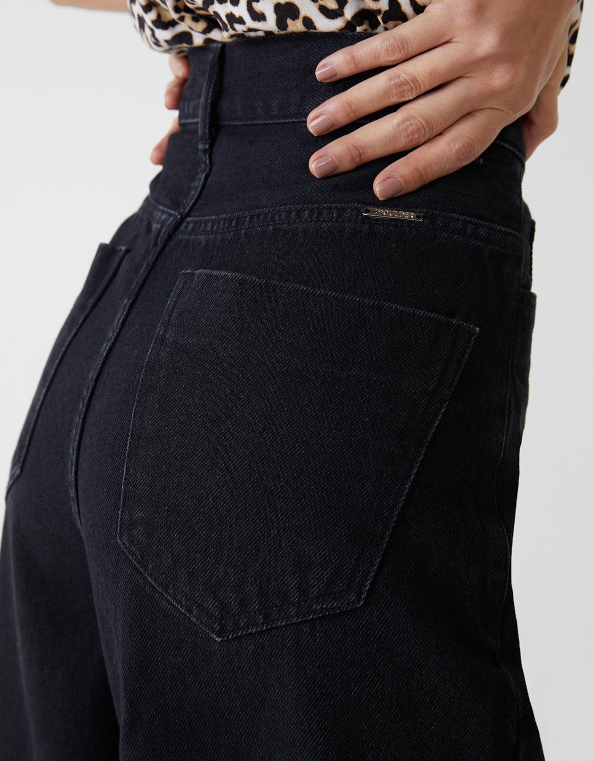 image_2eba9d63-cd7f-48b8-b78f-b552eac41f9f