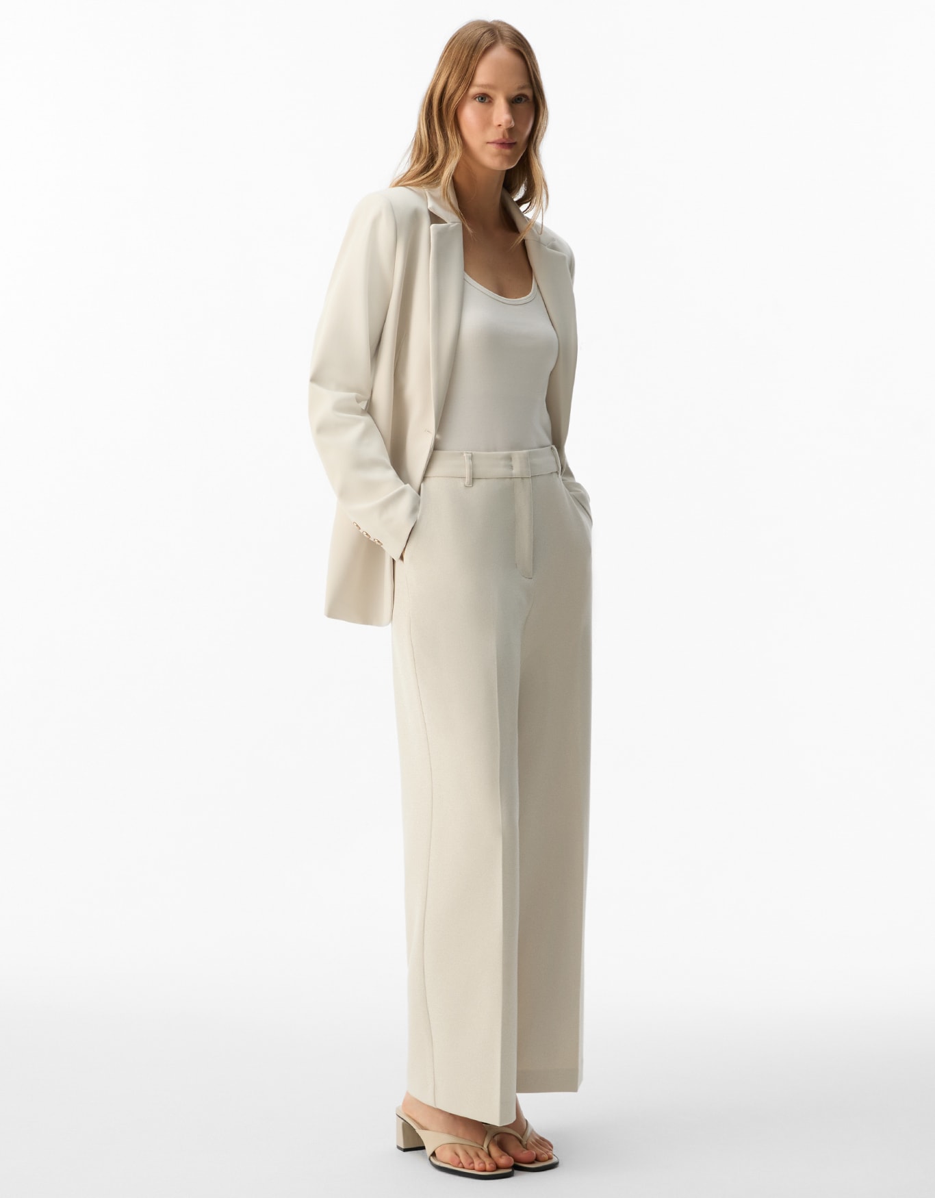 image_2592d28c-990b-40e4-b6bc-e6e7e7600bb6