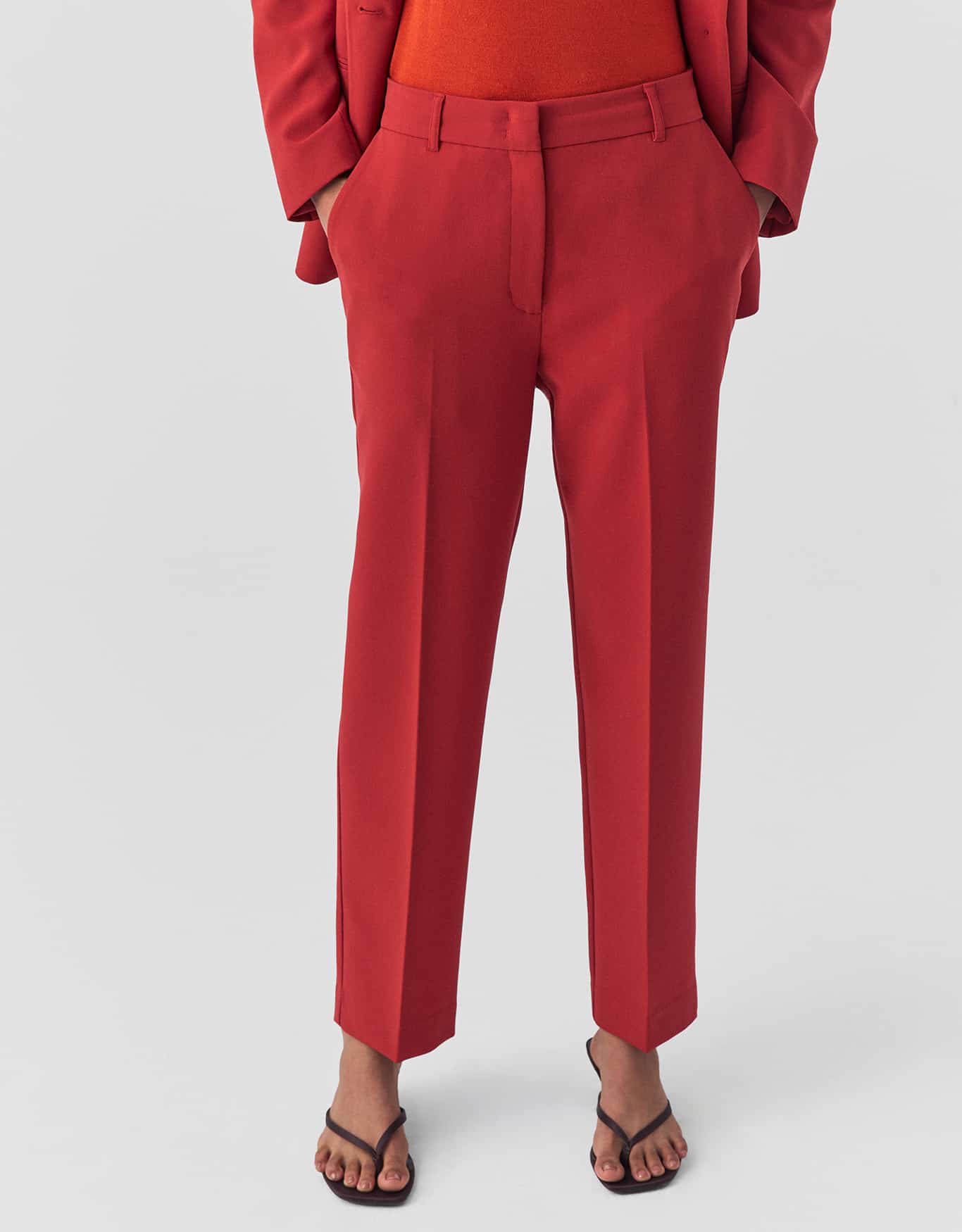 Calça Brasilia Slim Vermelho Terra