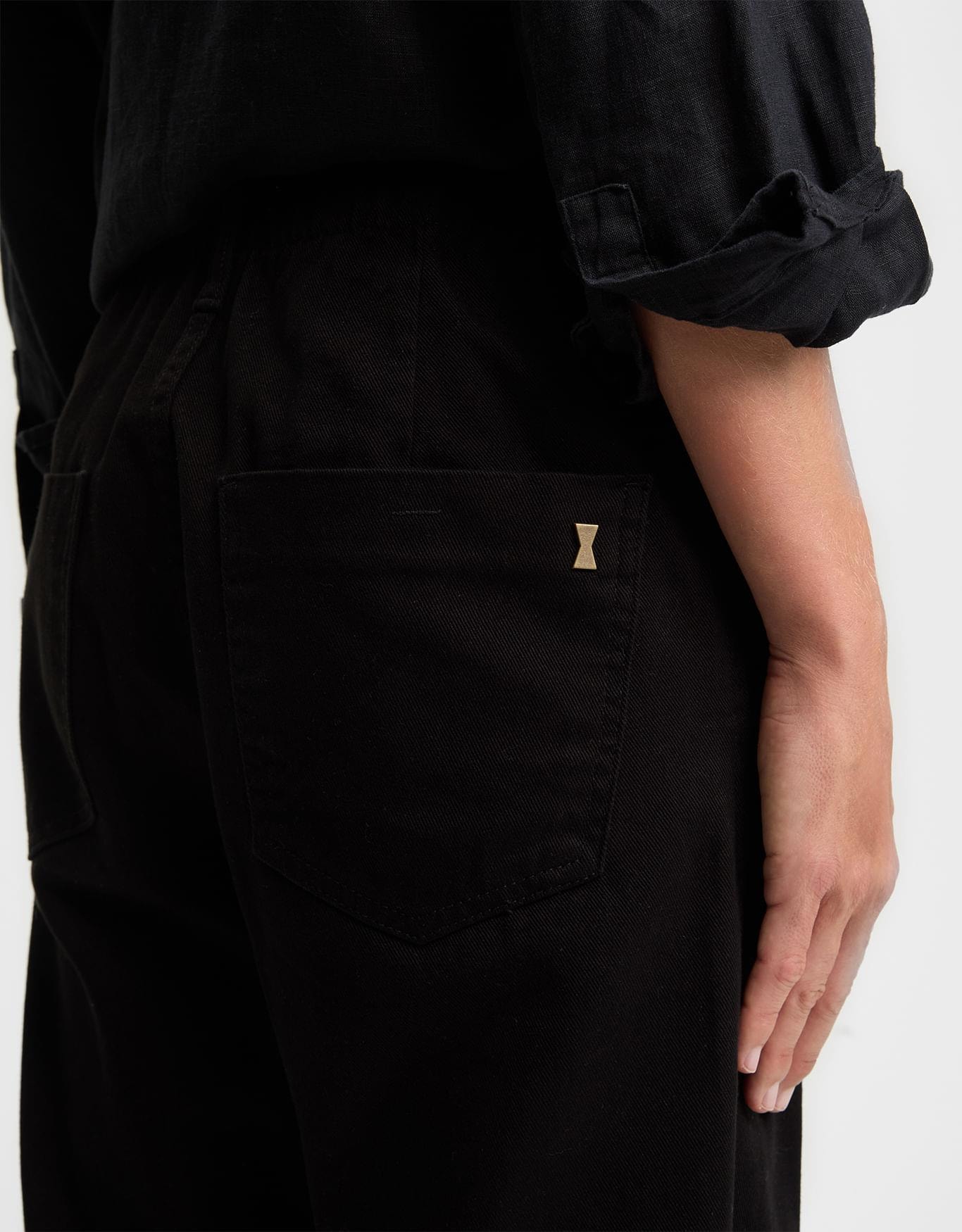 Calça Carrot Pregas