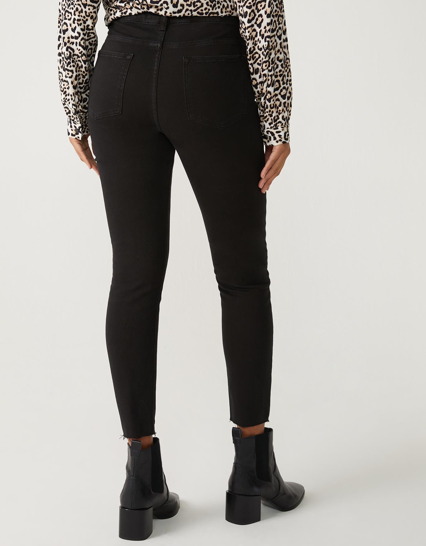 image_622c7a15-6c4c-4475-b597-475893a44542