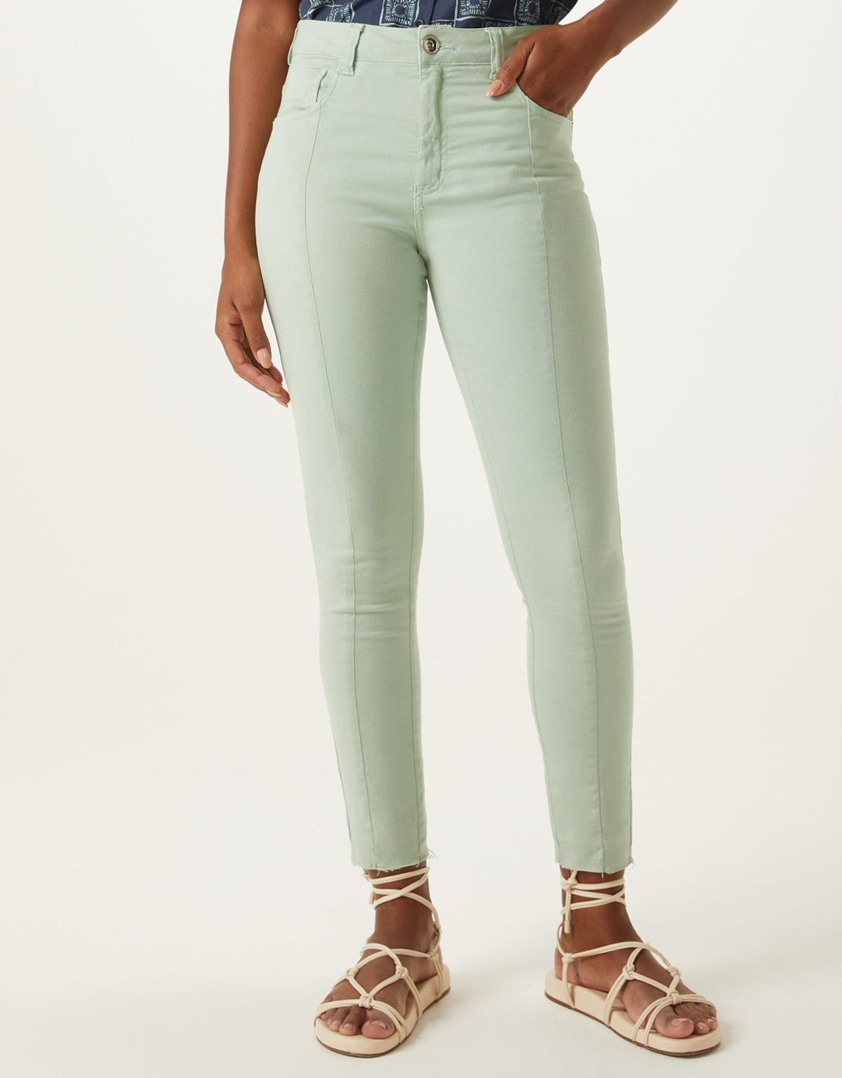 image_fc58f25d-909d-42b8-aa53-b8f8193799de