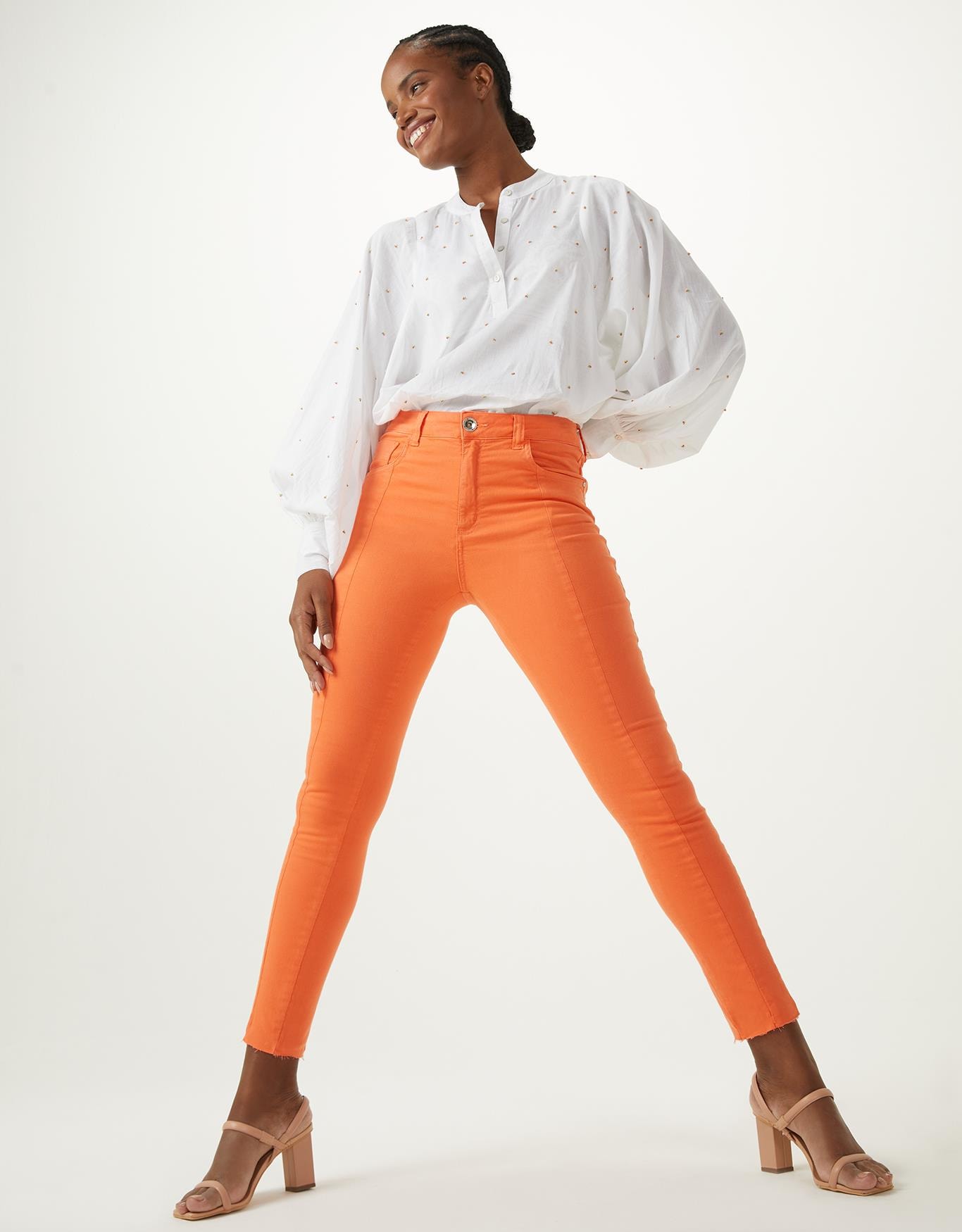 image_60e6cda5-b3e9-4c3a-b6b1-6a252b292b57