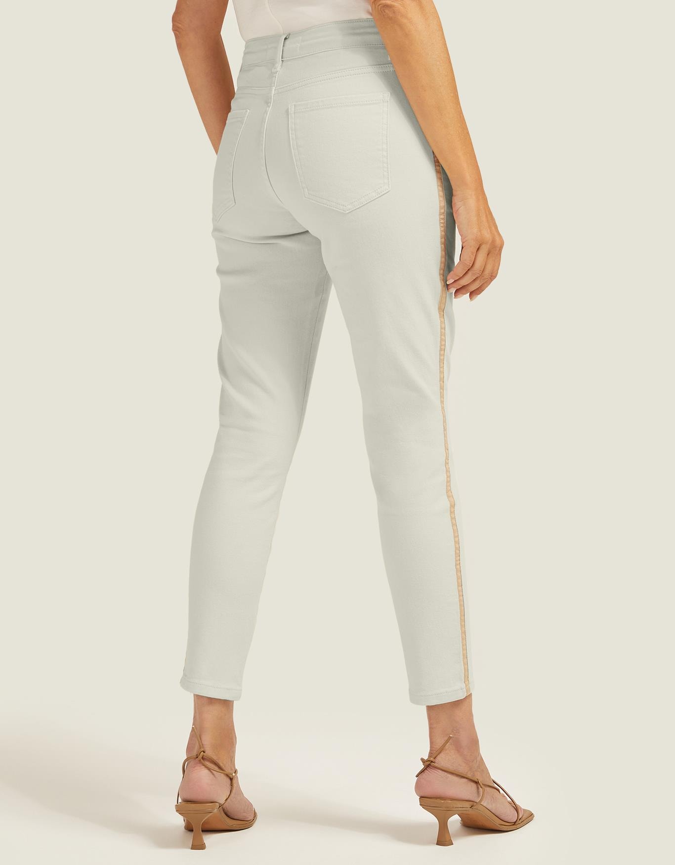 image_d9d9f1fa-254a-49c7-a2df-df87b4031559