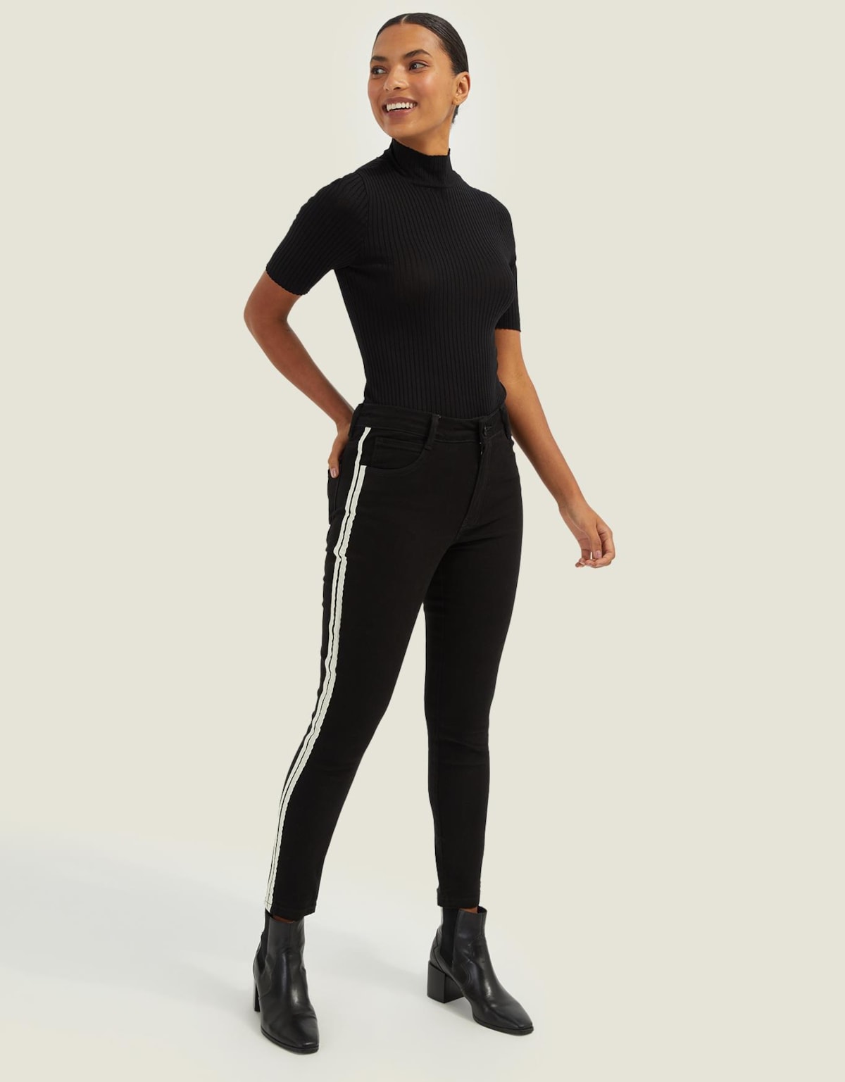 image_1e0d2f2b-f7fb-4d2c-8b21-3bc9fb4f8453