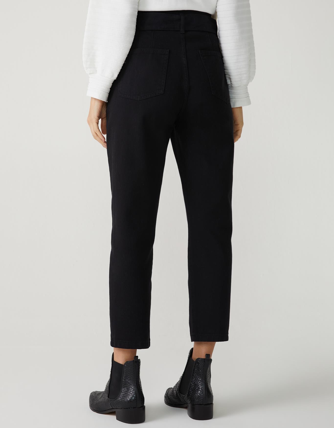 image_394f95f4-75e3-472d-9c81-f62a738c82e3