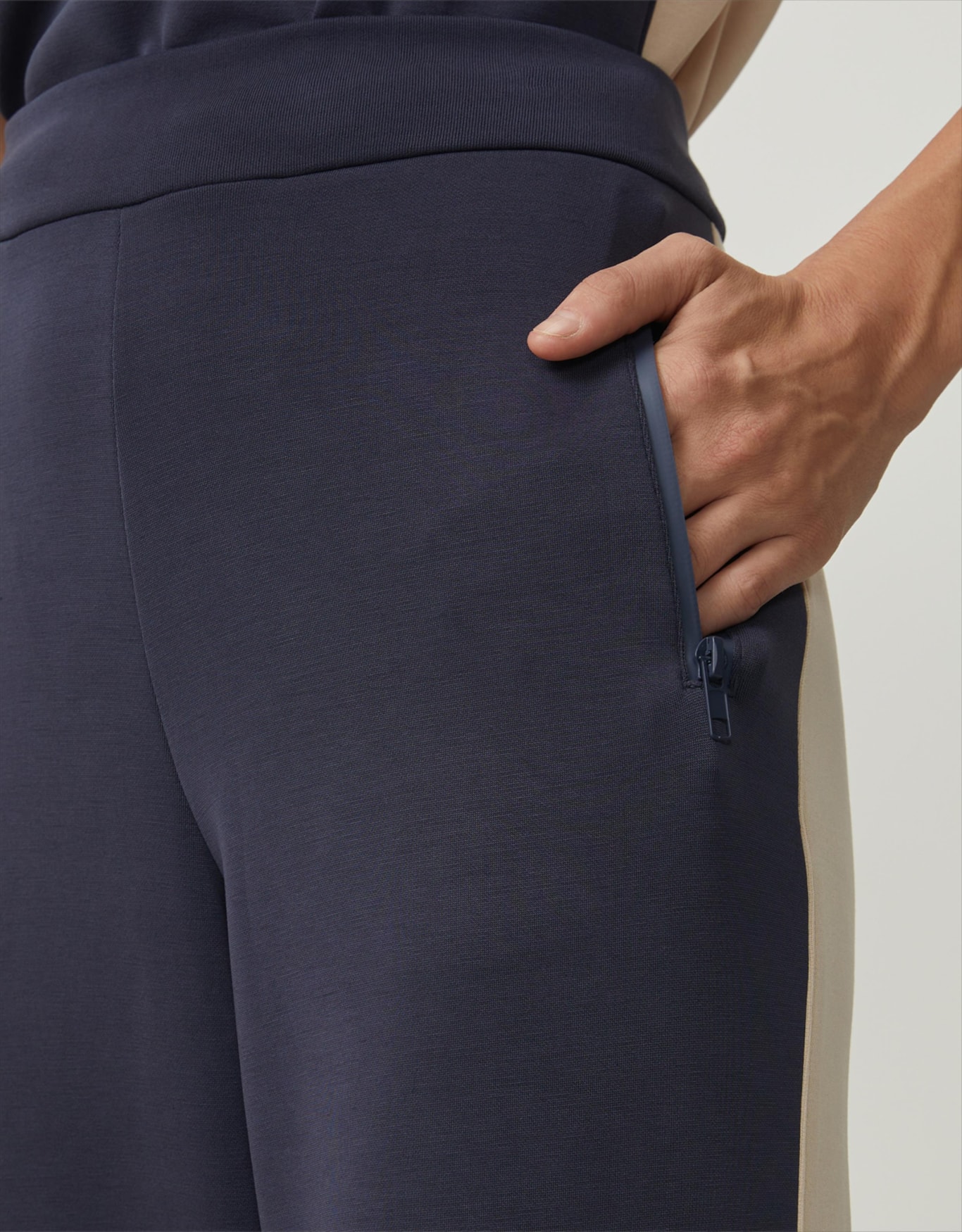 image_193ac63e-48ad-401b-88a1-0b162bdc3e2a