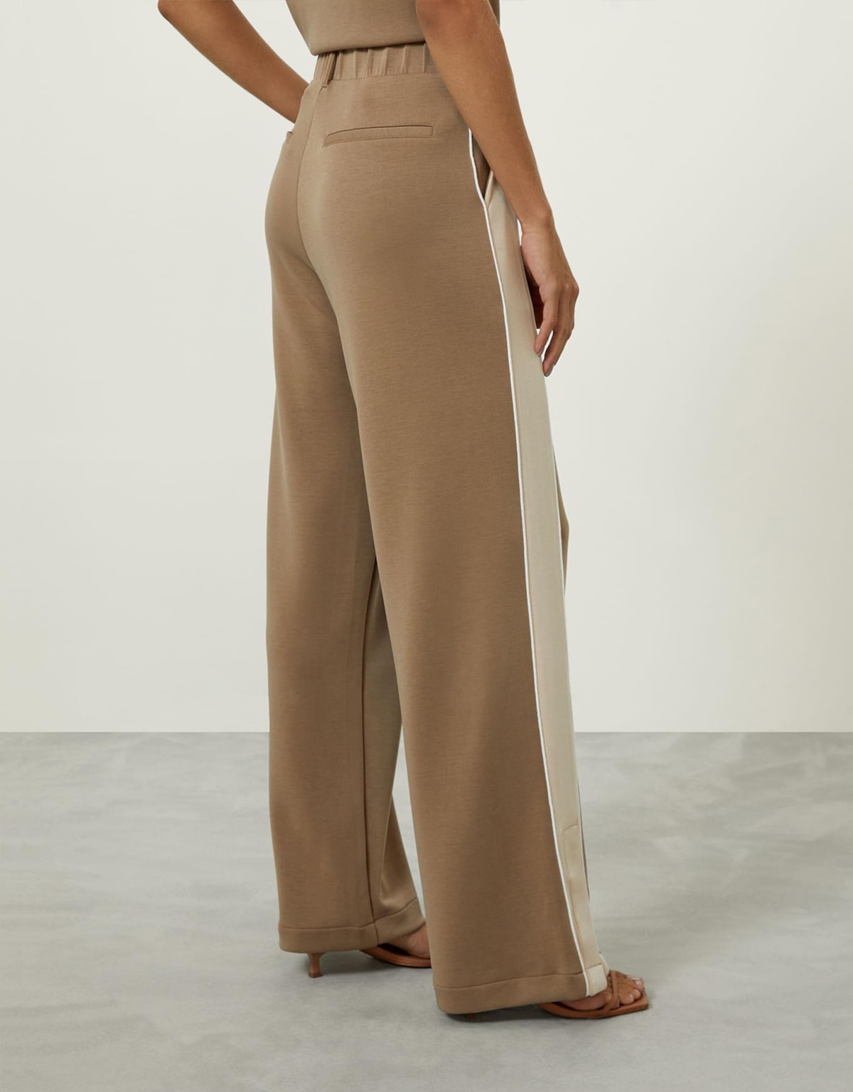 image_ed62fae6-c342-46d9-8c6e-478639900815