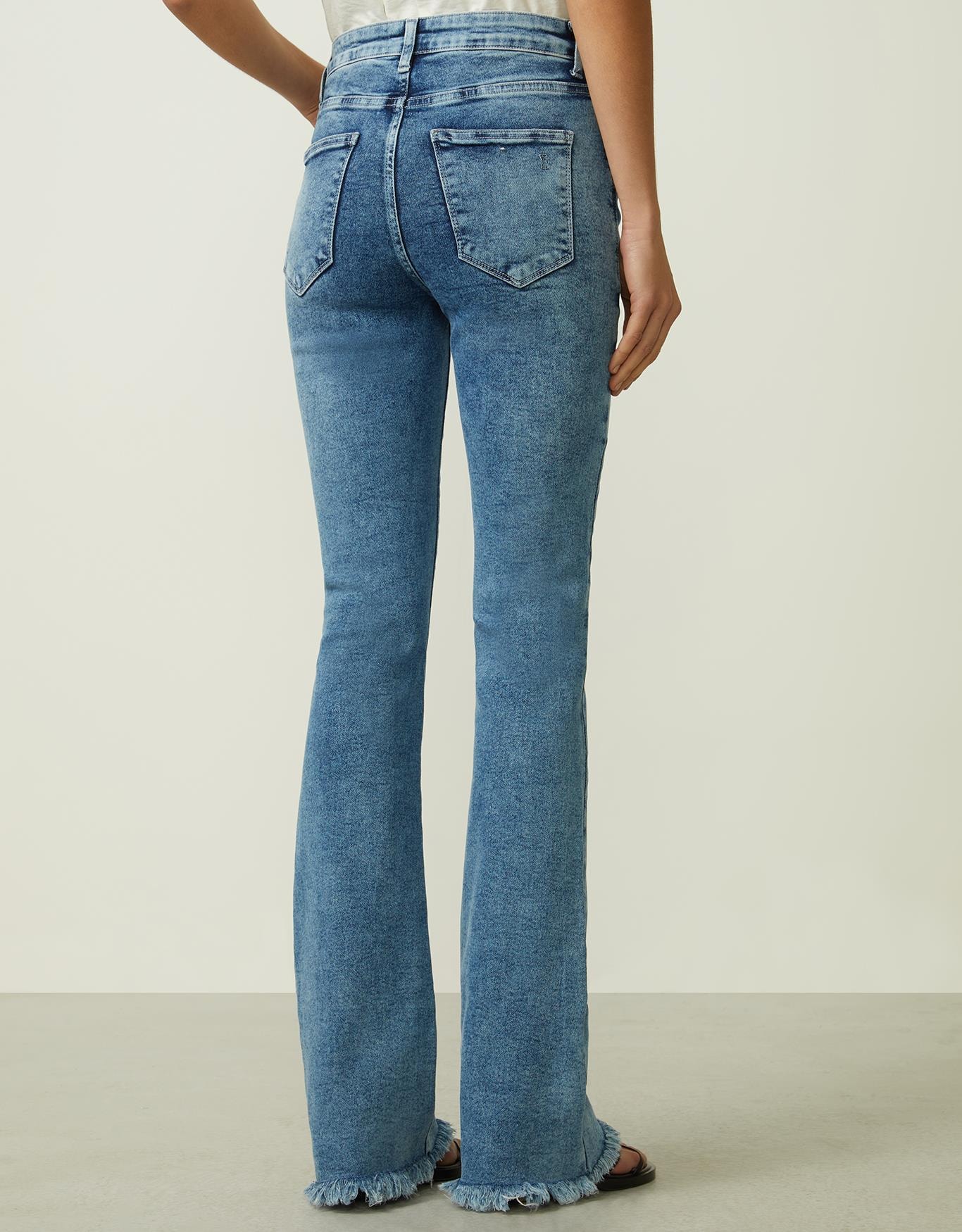 image_527d2fea-0978-4ffc-bafc-a9938deb8714