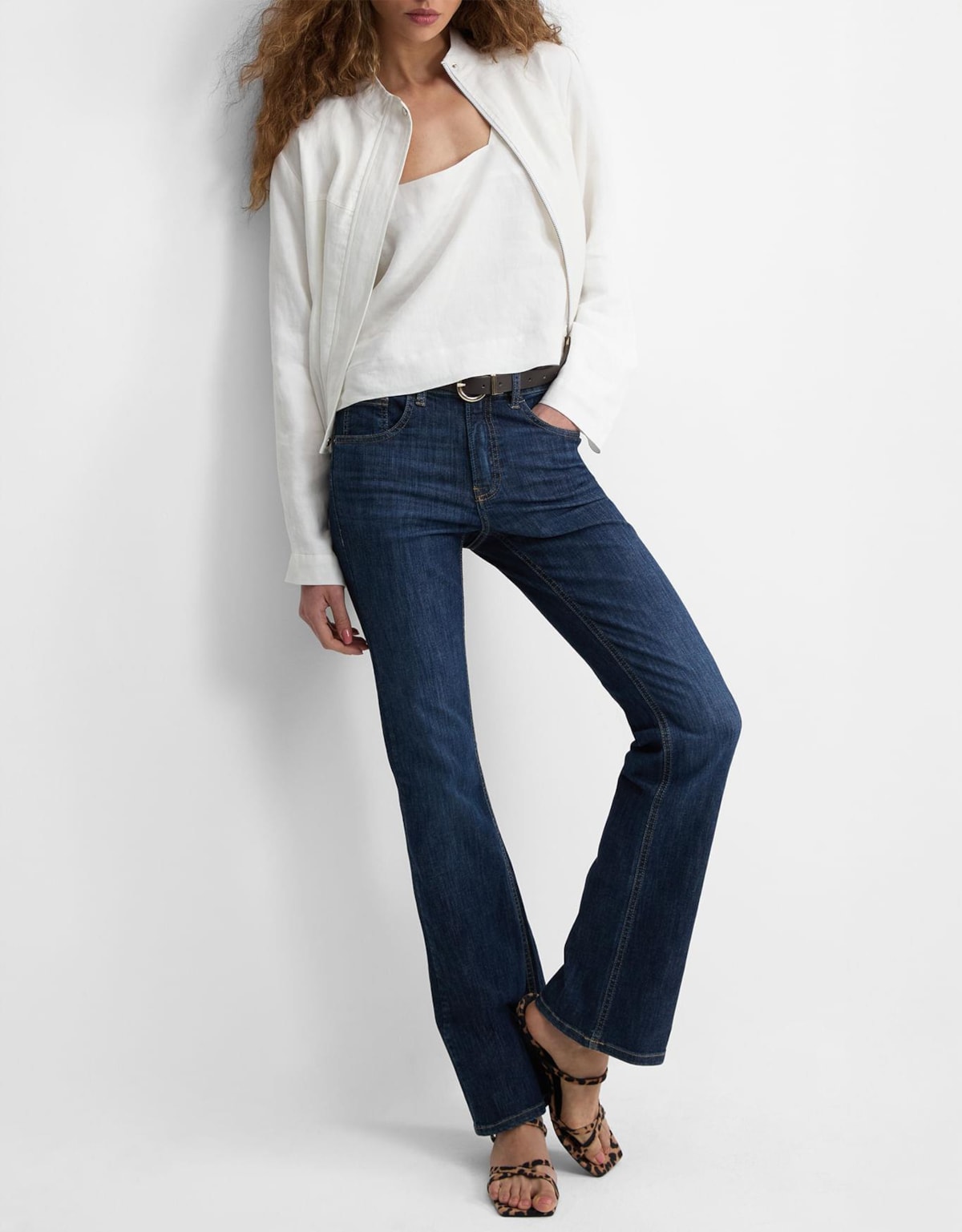 image_ef207b5f-7169-44fd-8524-c9acfdc1420b