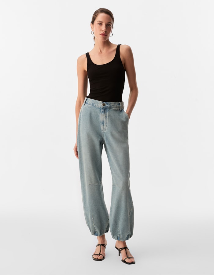 Shoulder — Calça Jeans Claro Harem