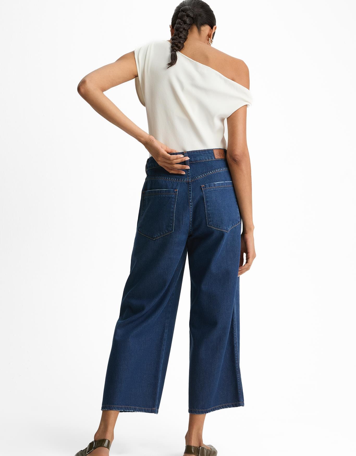 image_e43166c1-78a2-4cc4-aaed-f536e4dff914