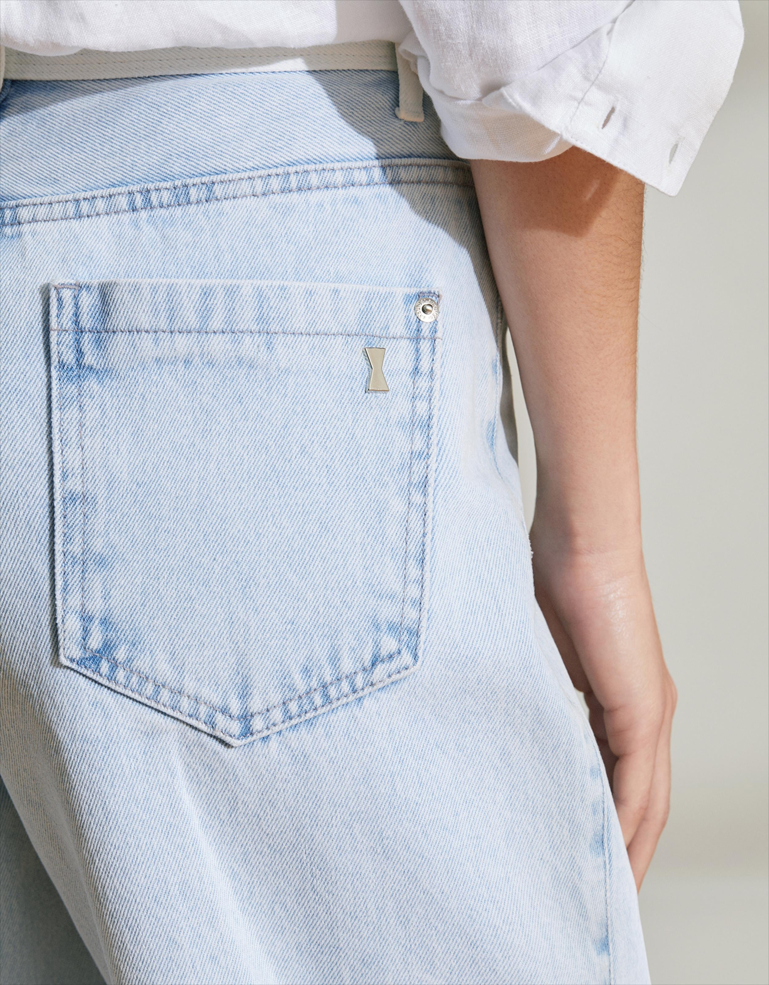 image_3b42a4c8-fd43-4ca6-8496-f57814d70c61