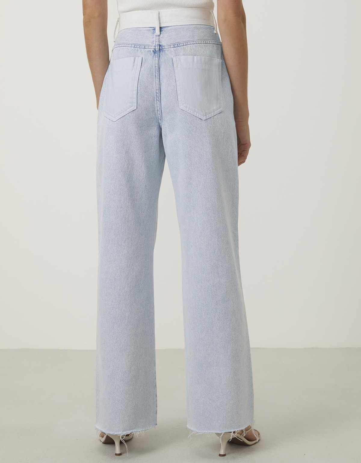 image_63ff0169-ff4c-4cb8-88ca-3e5f228b76a7