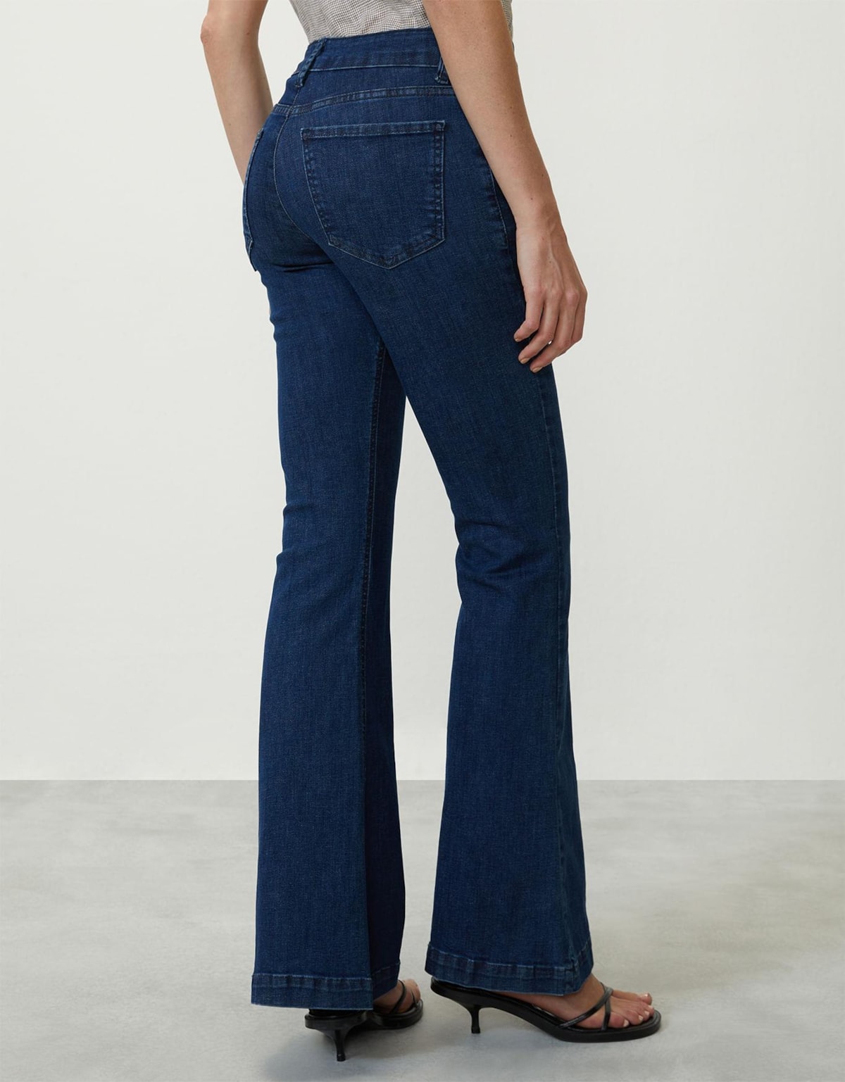 image_570c958e-dd32-49d9-b443-7bd4a2597811