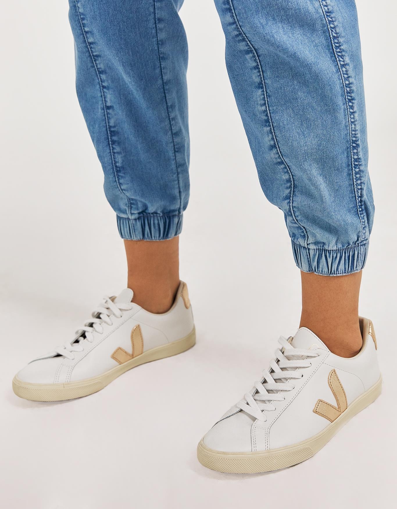 image_04e3b109-717d-43d8-afa6-83da9e7f812e