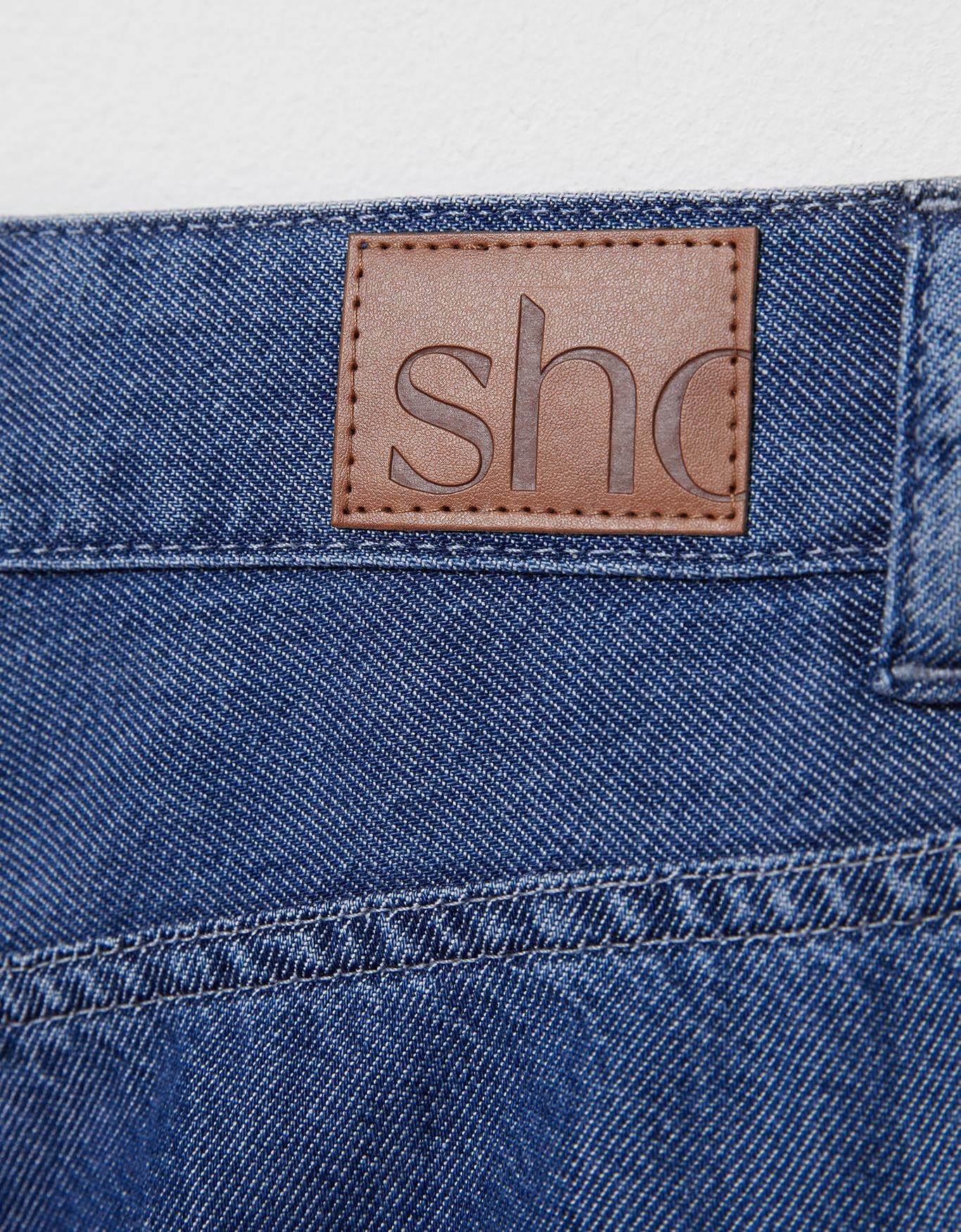 image_901b6576-3f5f-4812-bd68-2e36519122c4