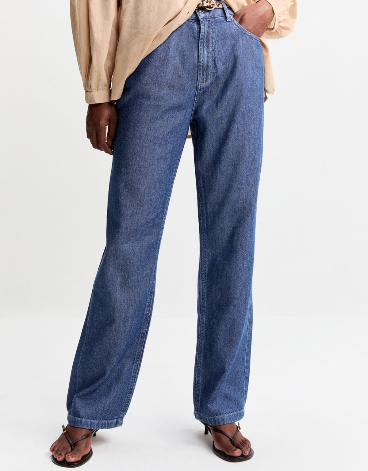 image_4cf777ed-108e-48b2-a8a8-4ae43d716c7e