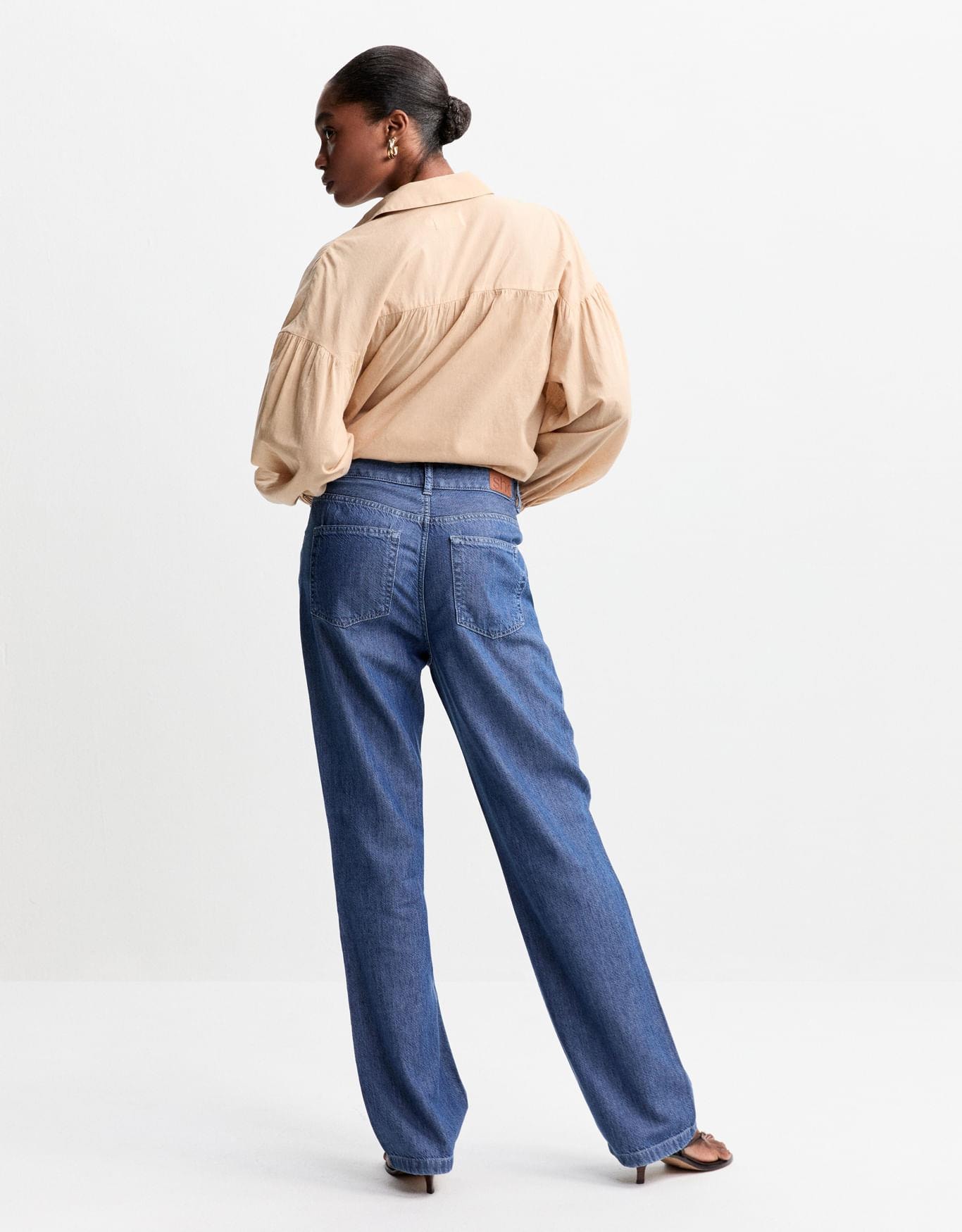 image_a2ebba2f-60e8-4235-bd97-569e6825453b