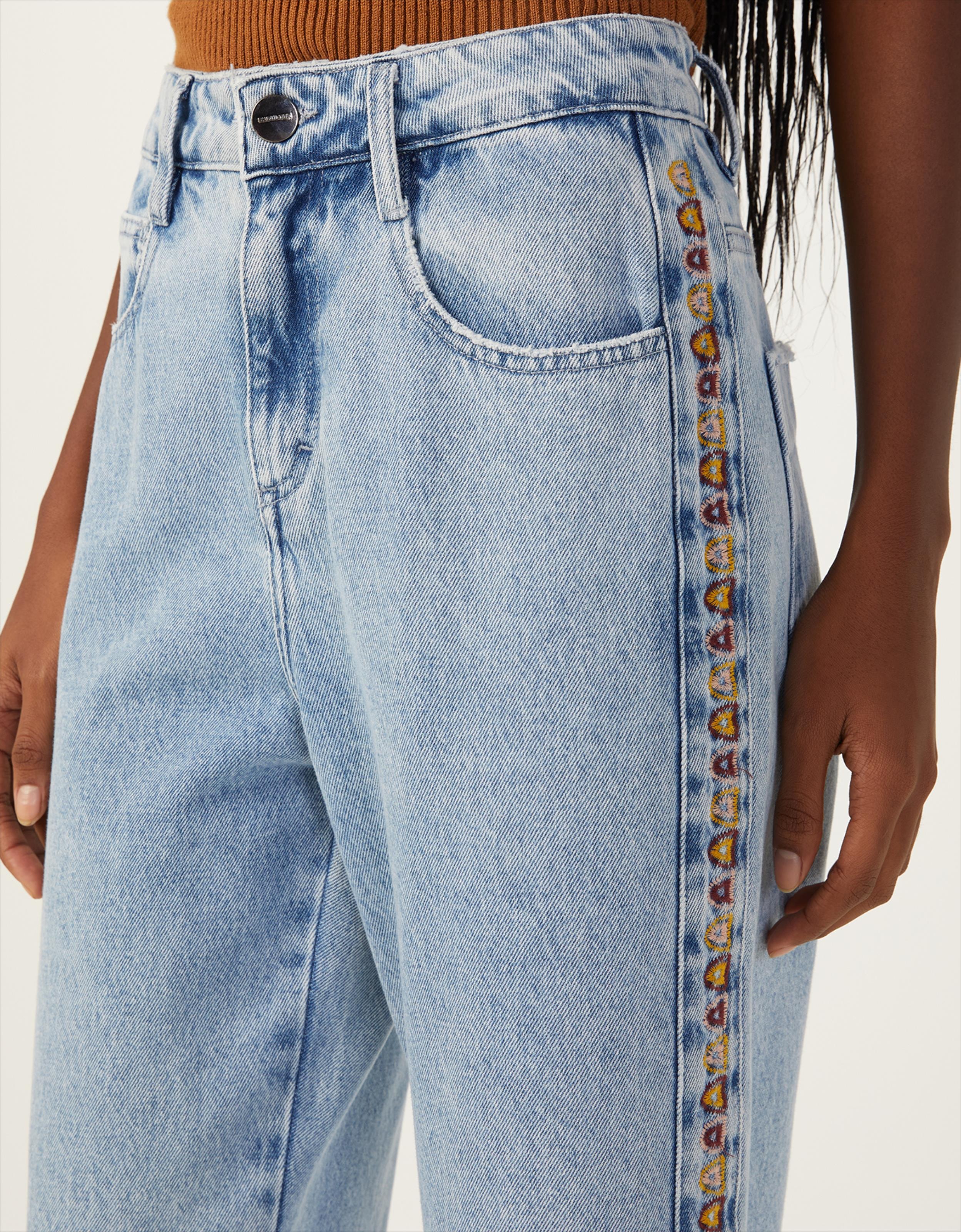 image_4189f0df-3545-45c0-8e47-a5db4a414e36